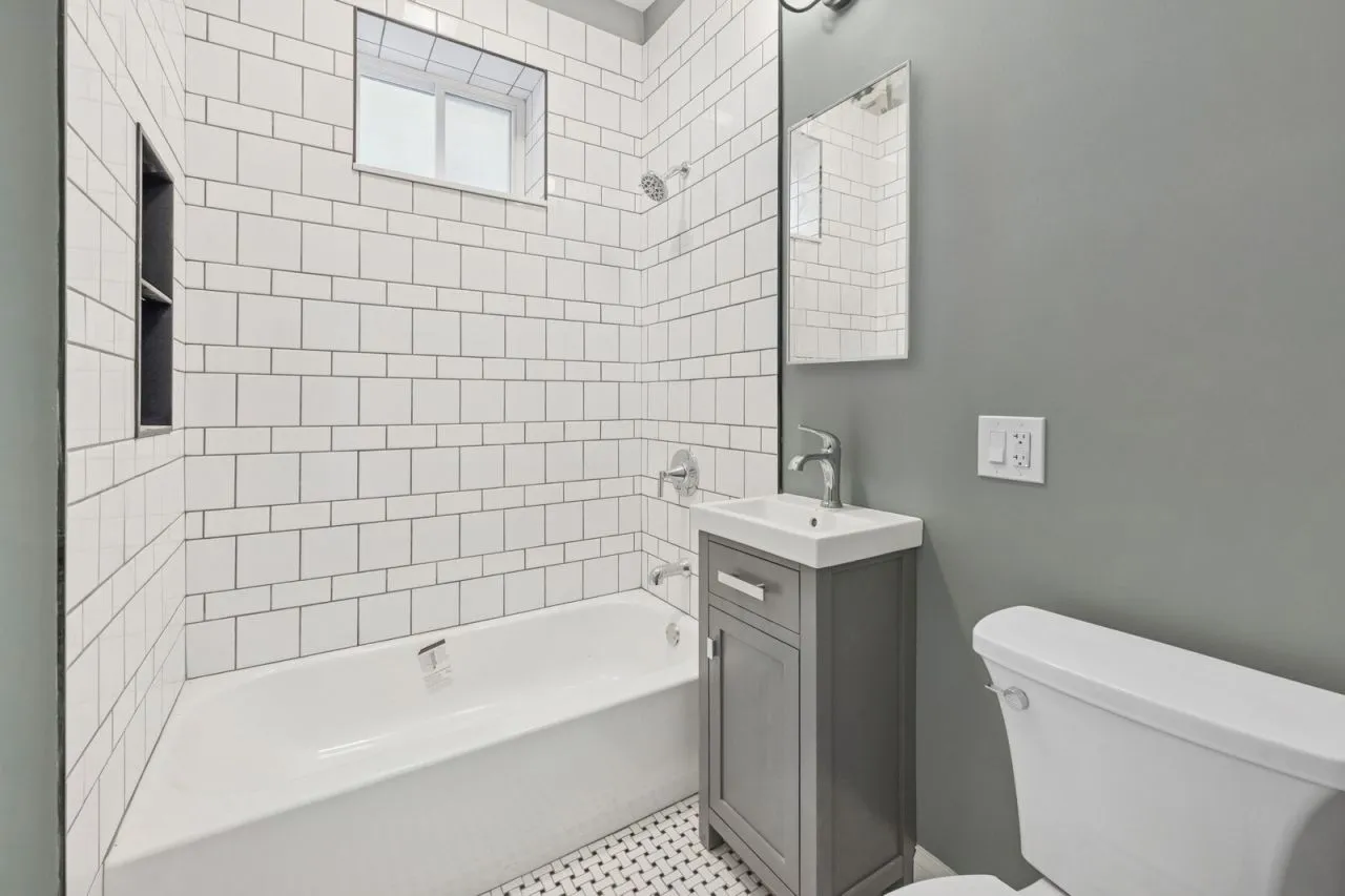 1446 W Catalpa Ave   60640 60640-unit#1-Chicago-IL