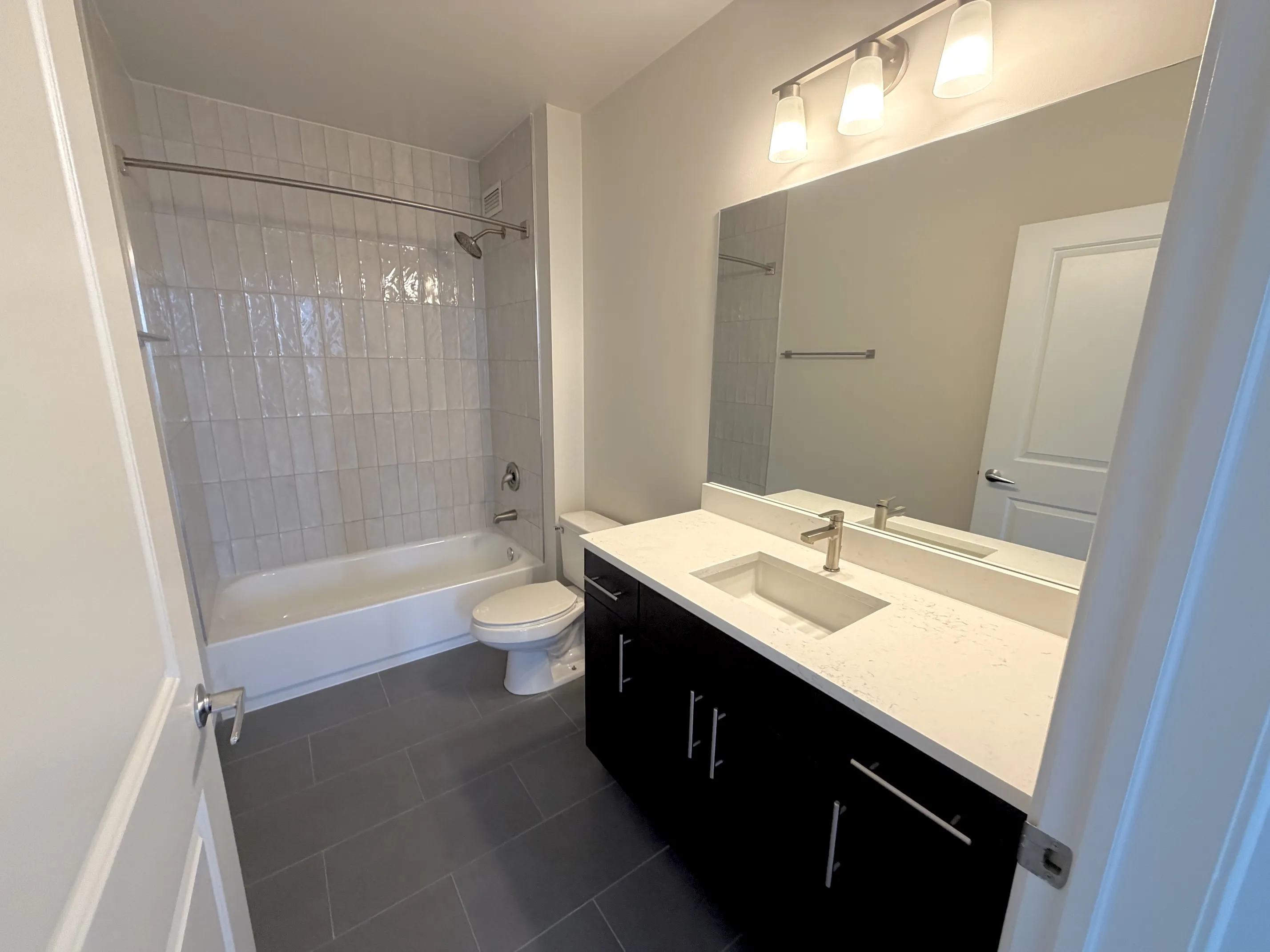 747 N Wabash Ave   60611 60611-Chicago-IL