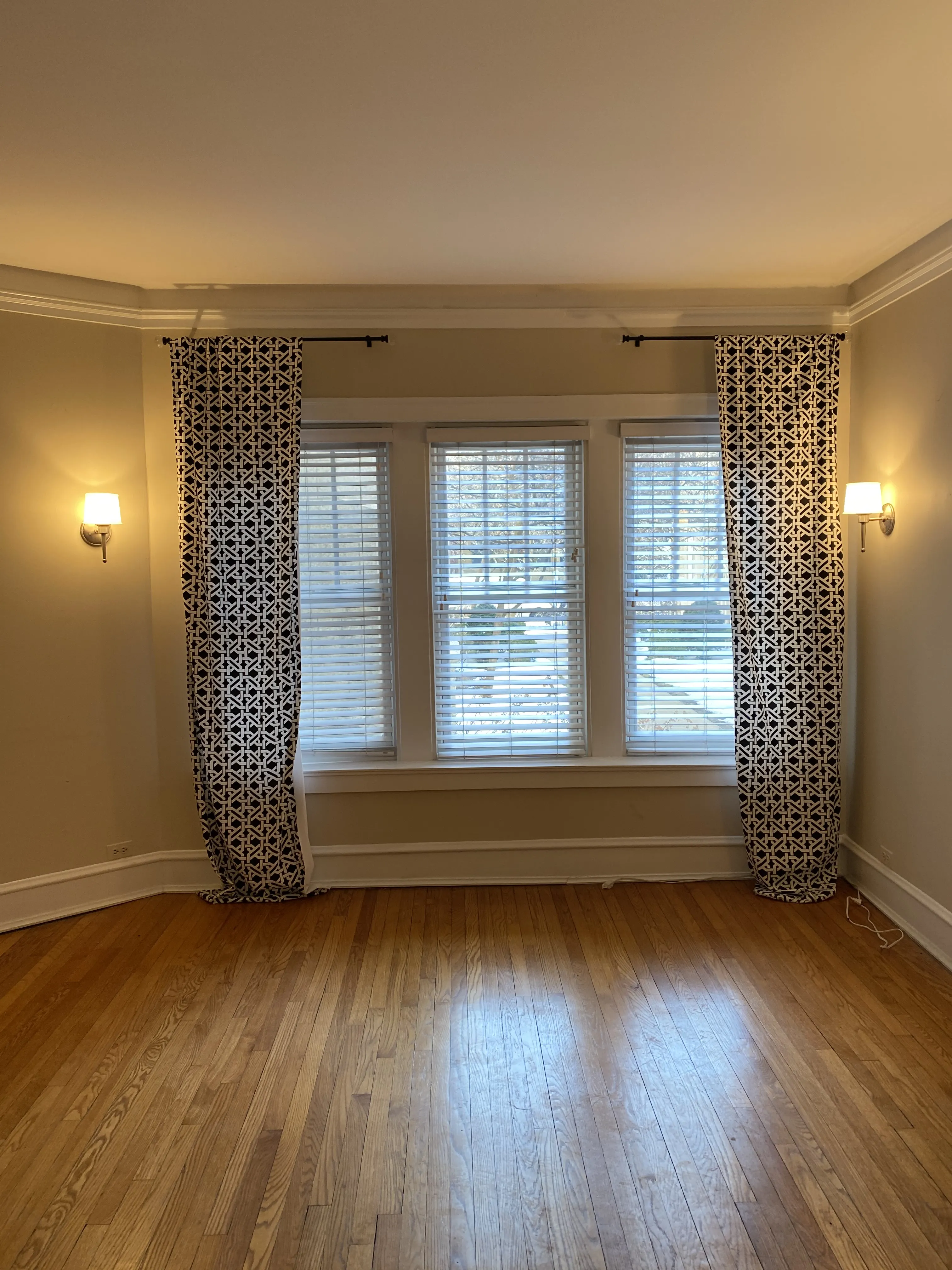 538 W Brompton Ave   60657 60657-Chicago-IL