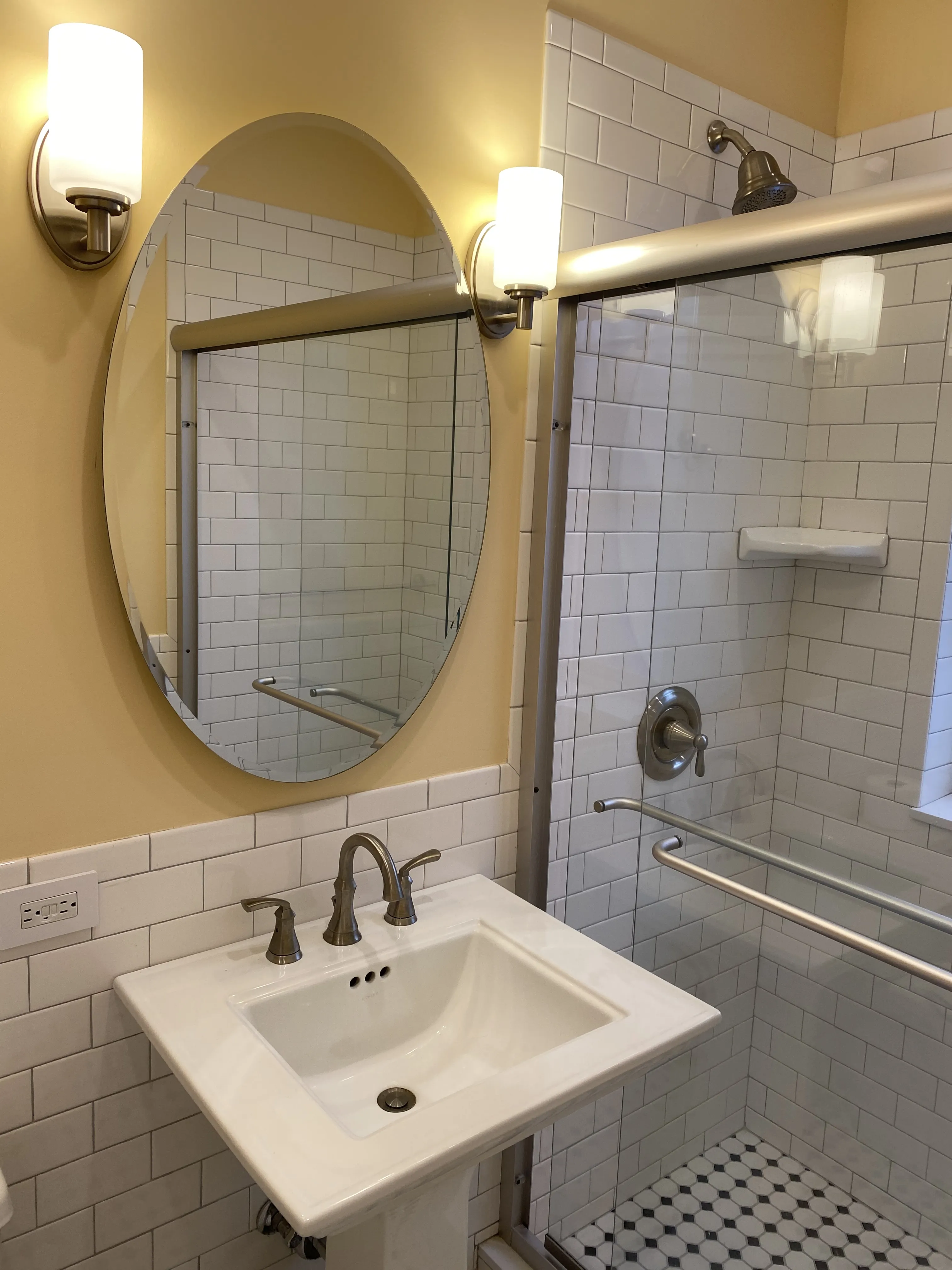 538 W Brompton Ave   60657 60657-Chicago-IL
