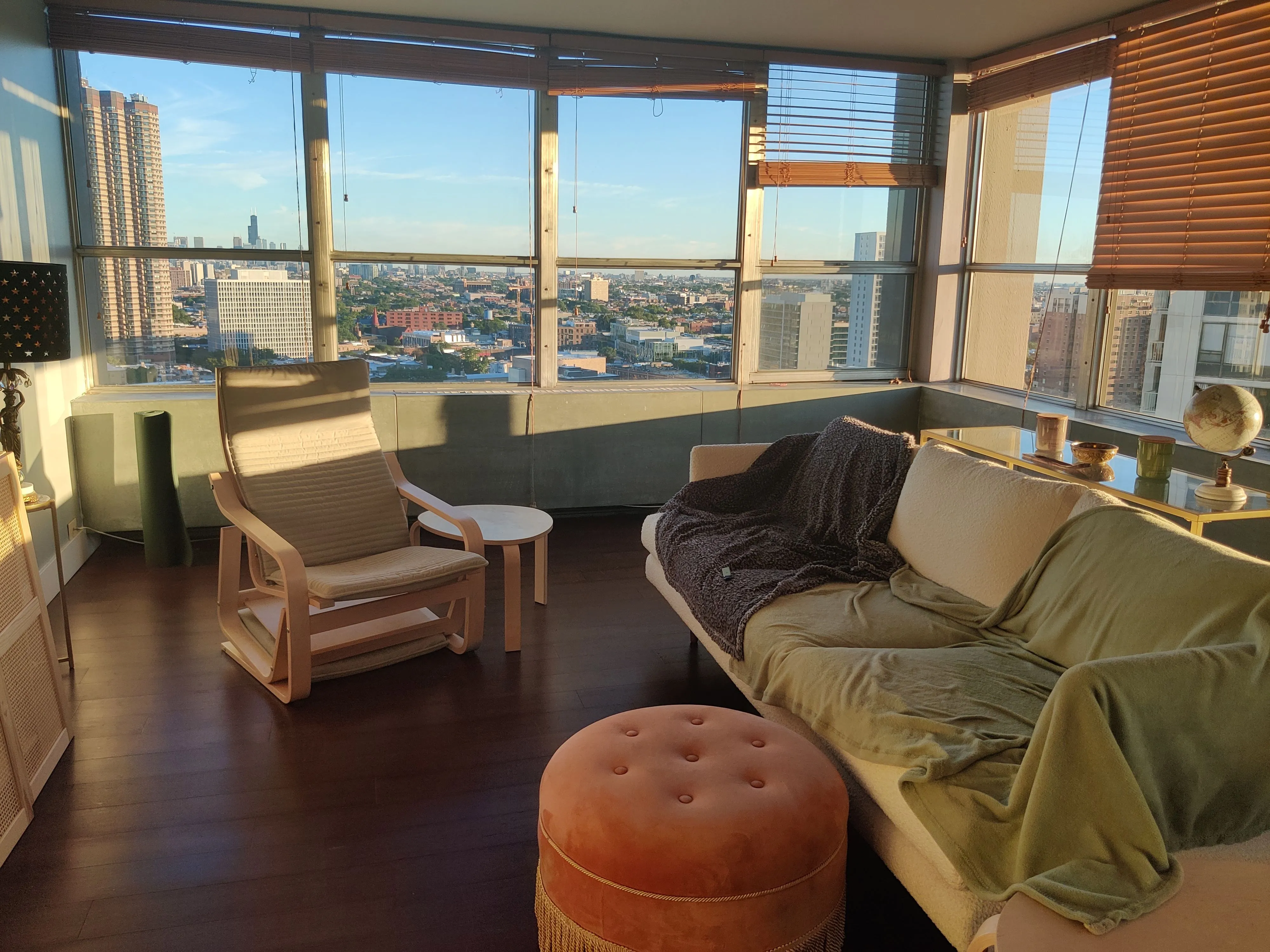 655 W IRVING PARK RD 60613-Park Place Tower-unit#2117-Chicago-IL
