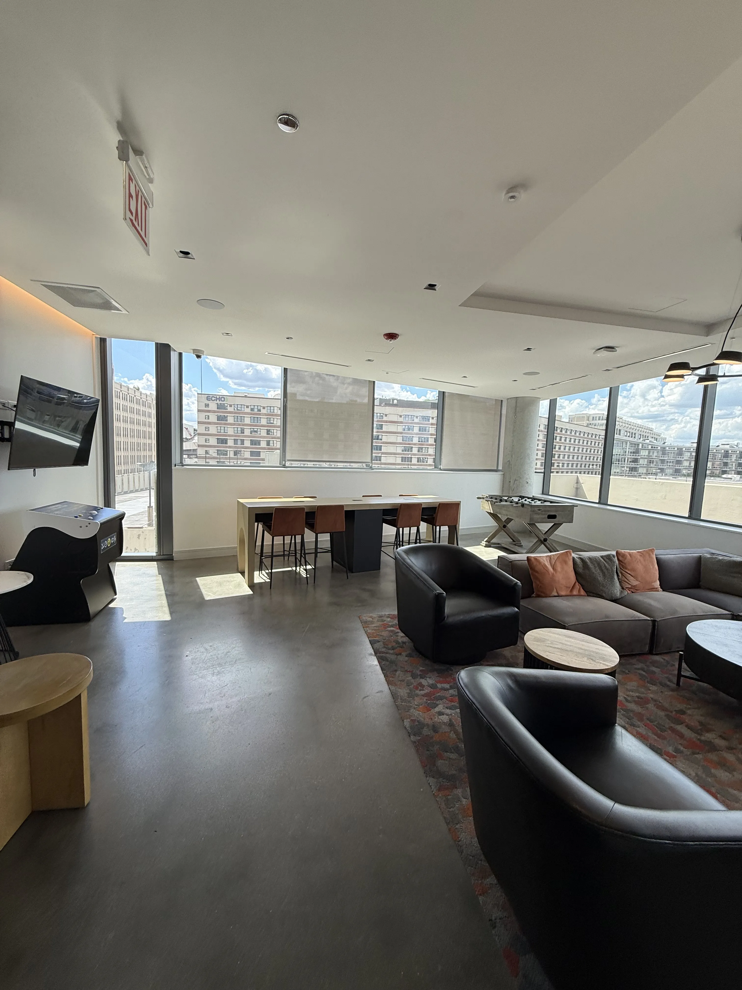 460 W  Ave   60610 60610-unit#1403-Chicago-IL
