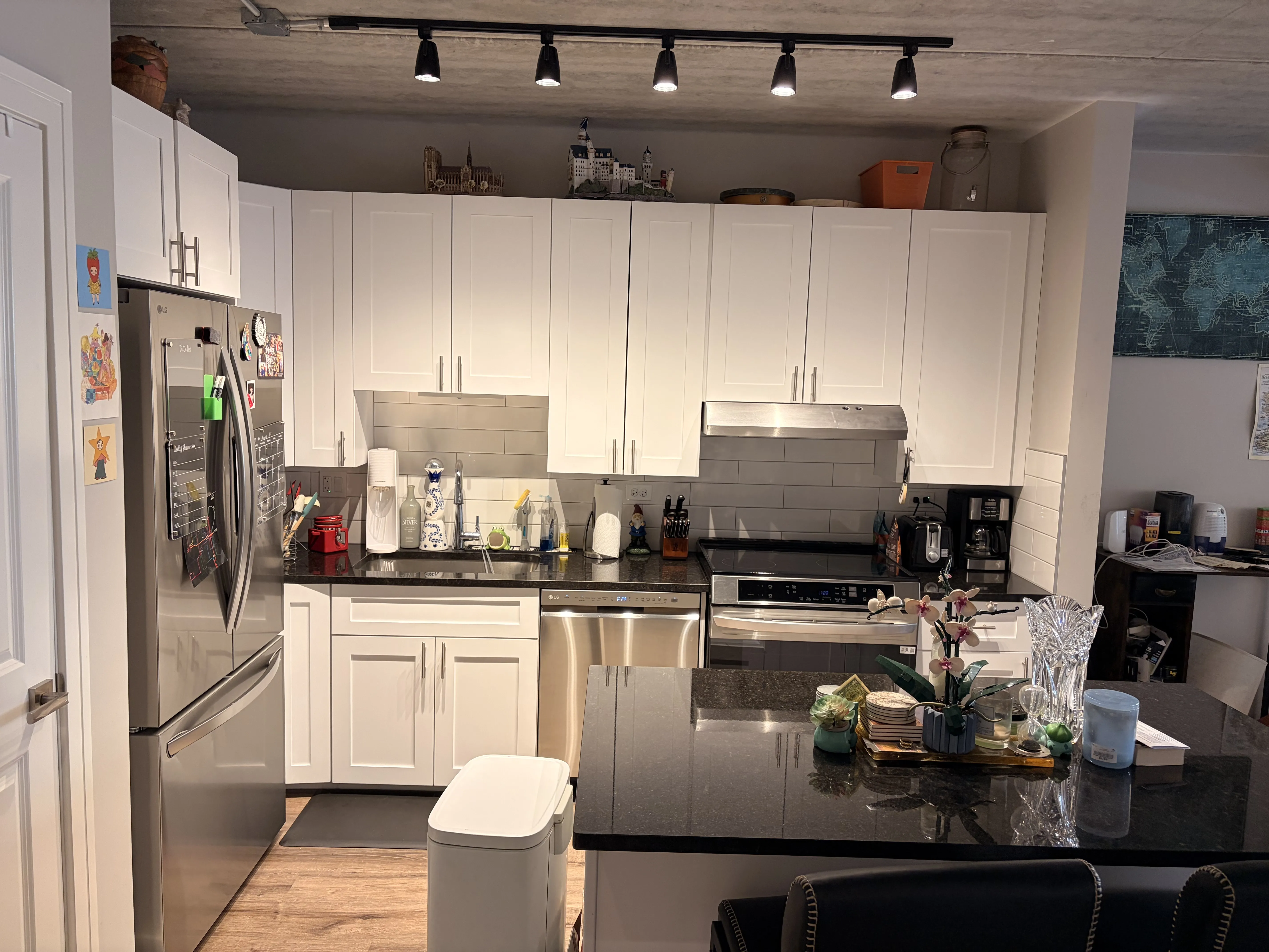 952 W Carmen Ave. 60640-Chicago-IL