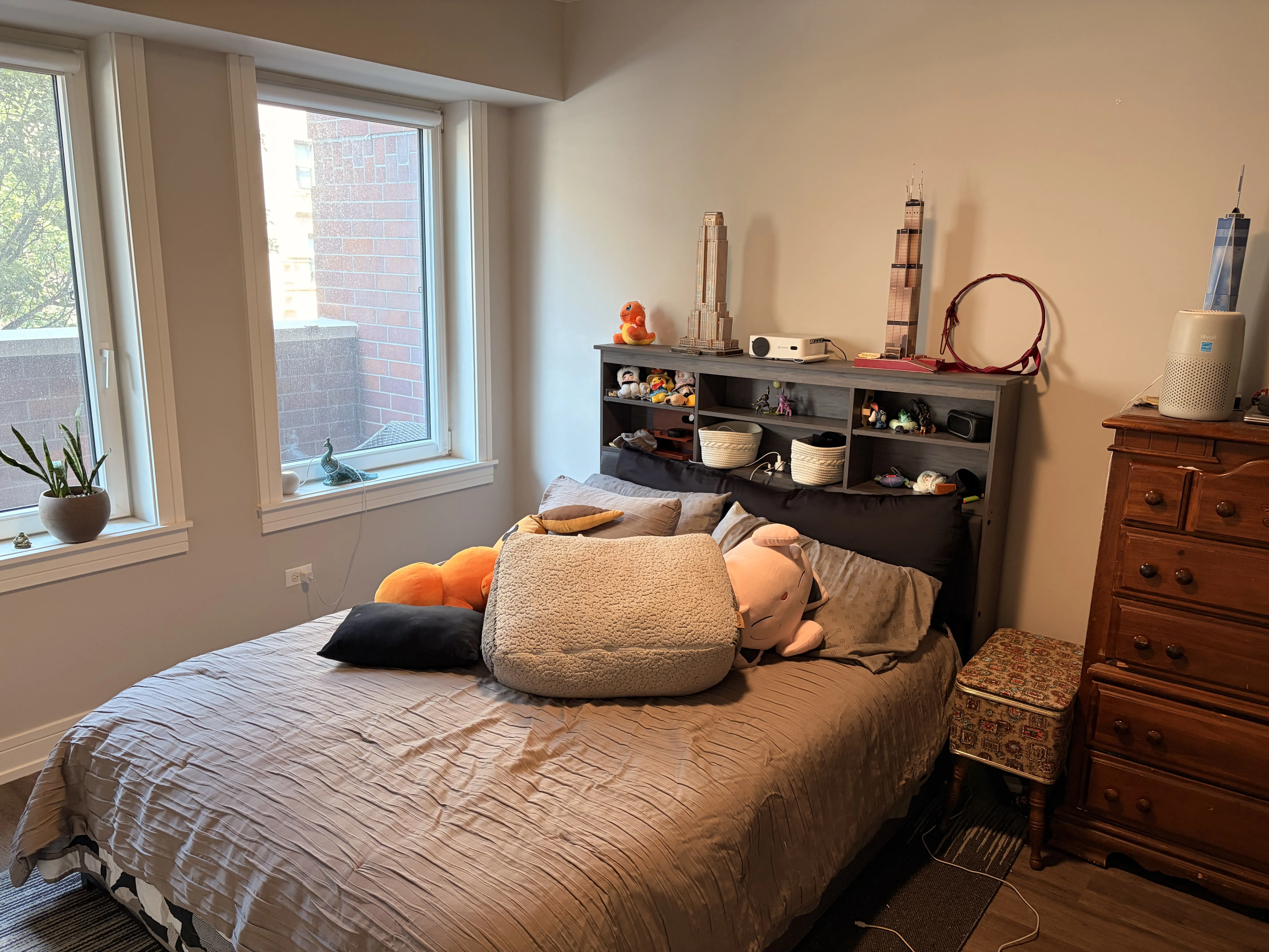 952 W Carmen Ave. 60640-Chicago-IL