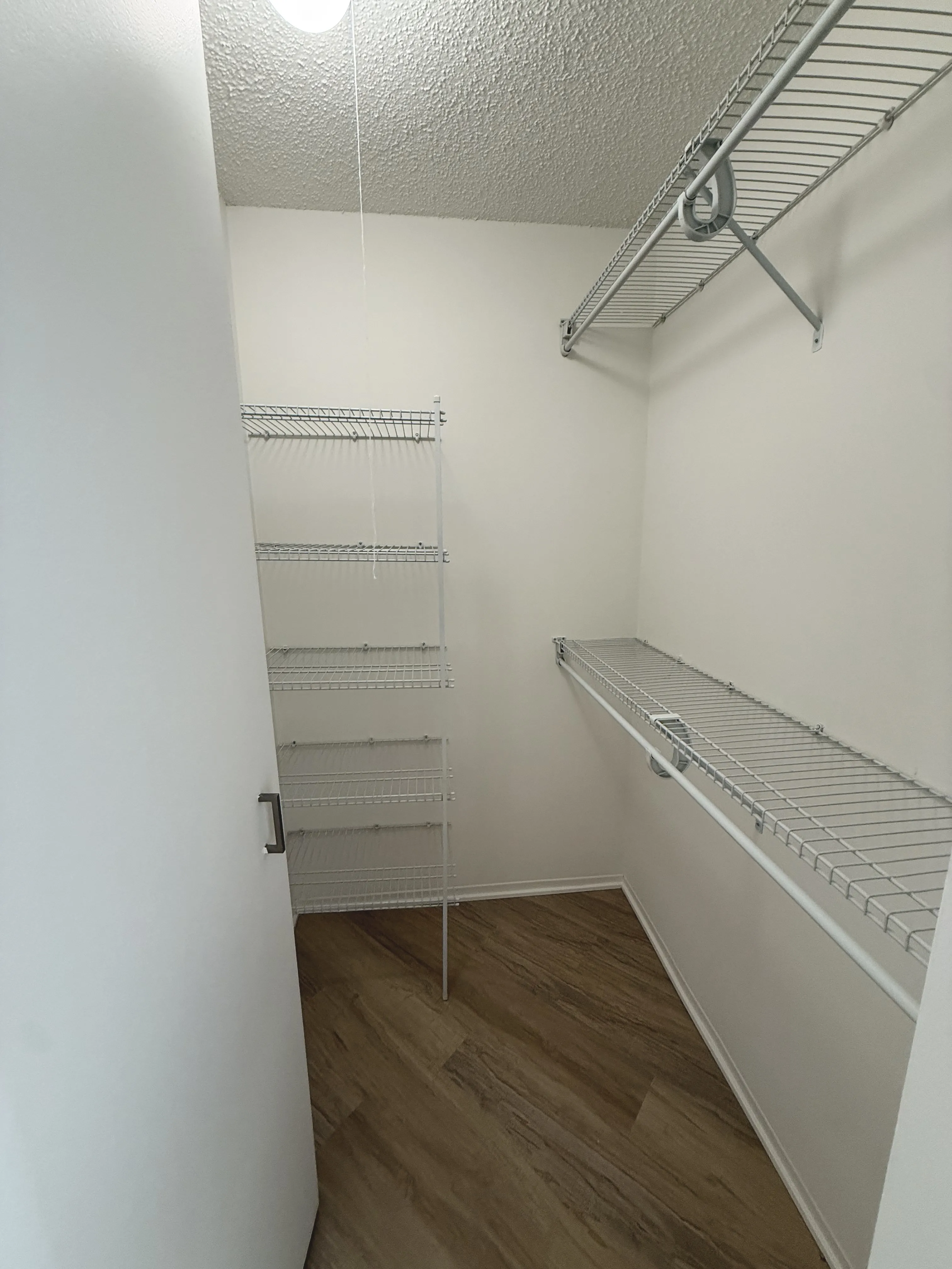 750 N Dearborn St   60654 60654-unit#405-Chicago-IL