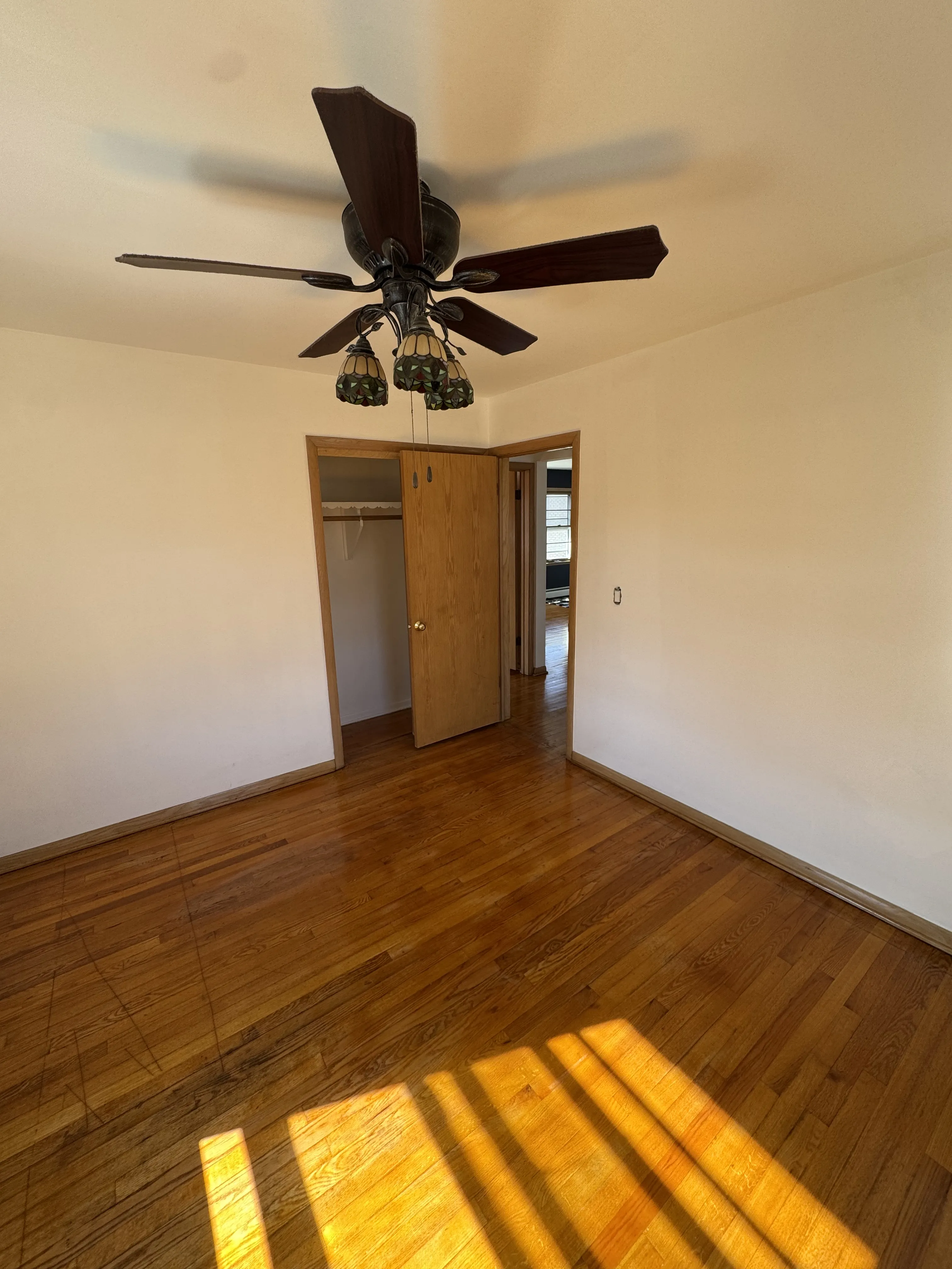 6331 W Devon Ave   60646 60646-unit#2R-Chicago-IL