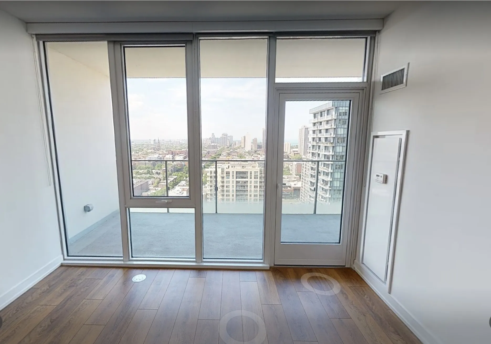 228 W Hill St   60610 60610-Old Town Park Tower 3-unit#2207-Chicago-IL