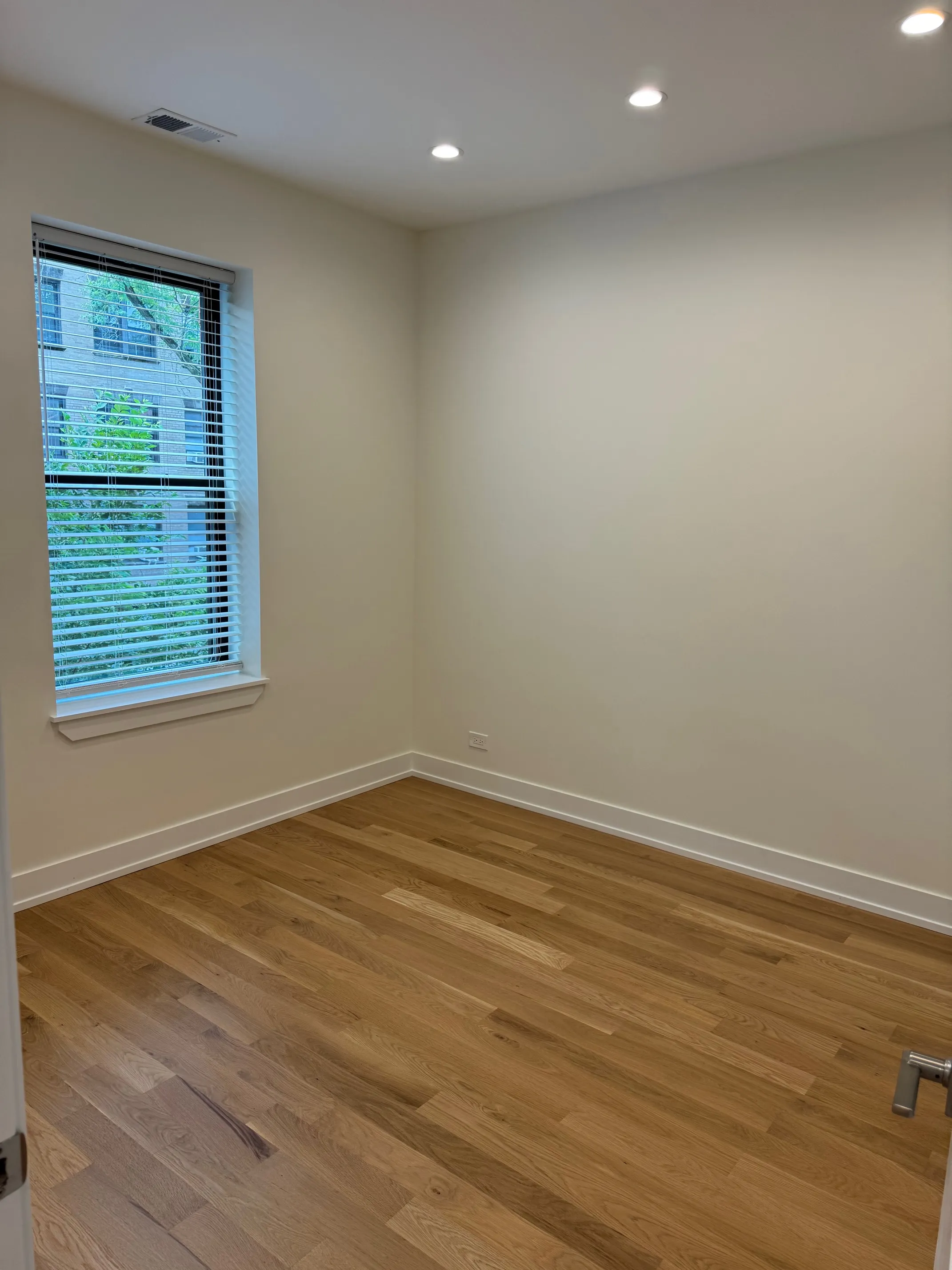 1246 W Bryn Mawr Ave   60660 60660-unit#2-Chicago-IL