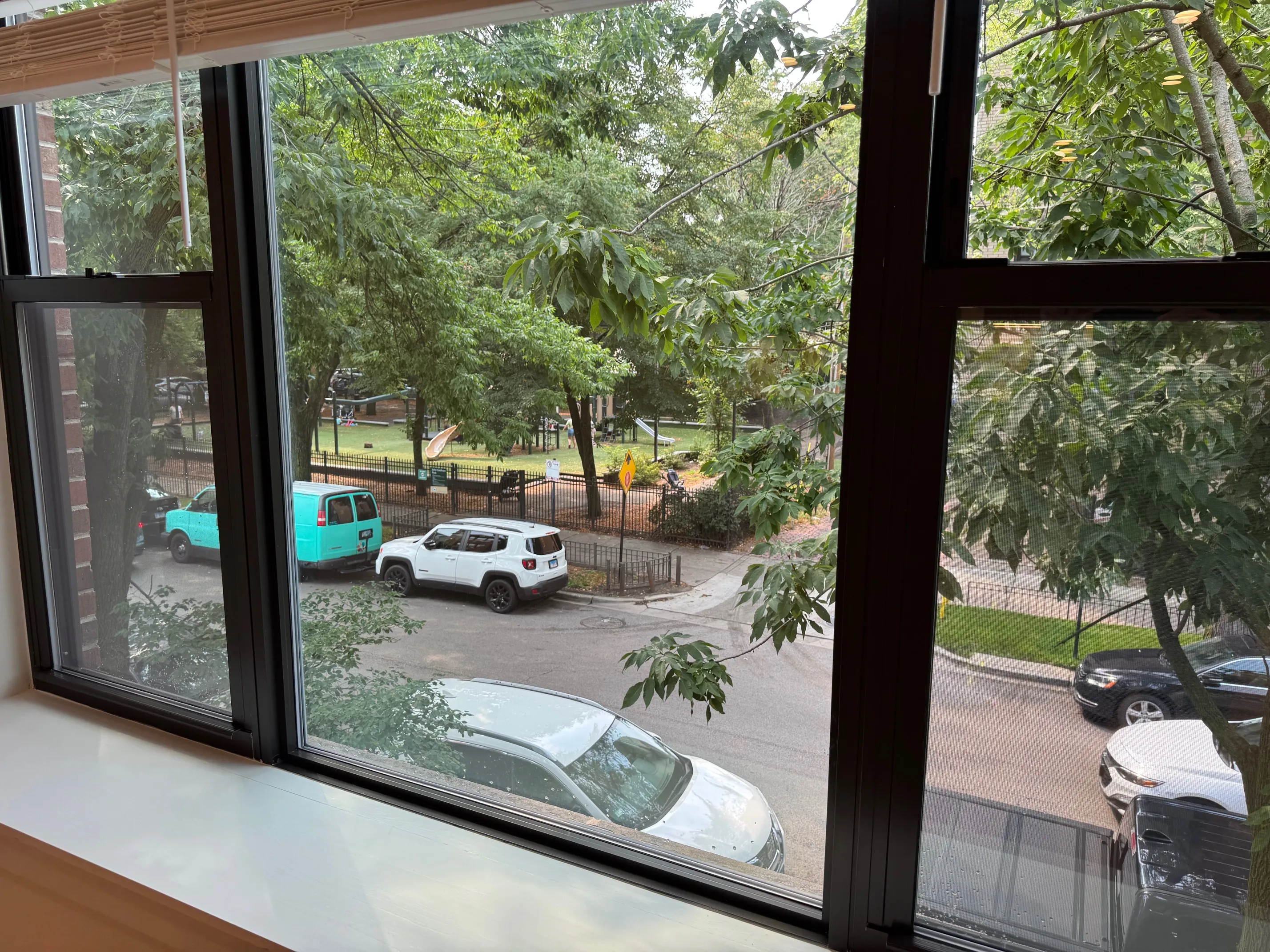 1246 W Bryn Mawr Ave   60660 60660-unit#2-Chicago-IL