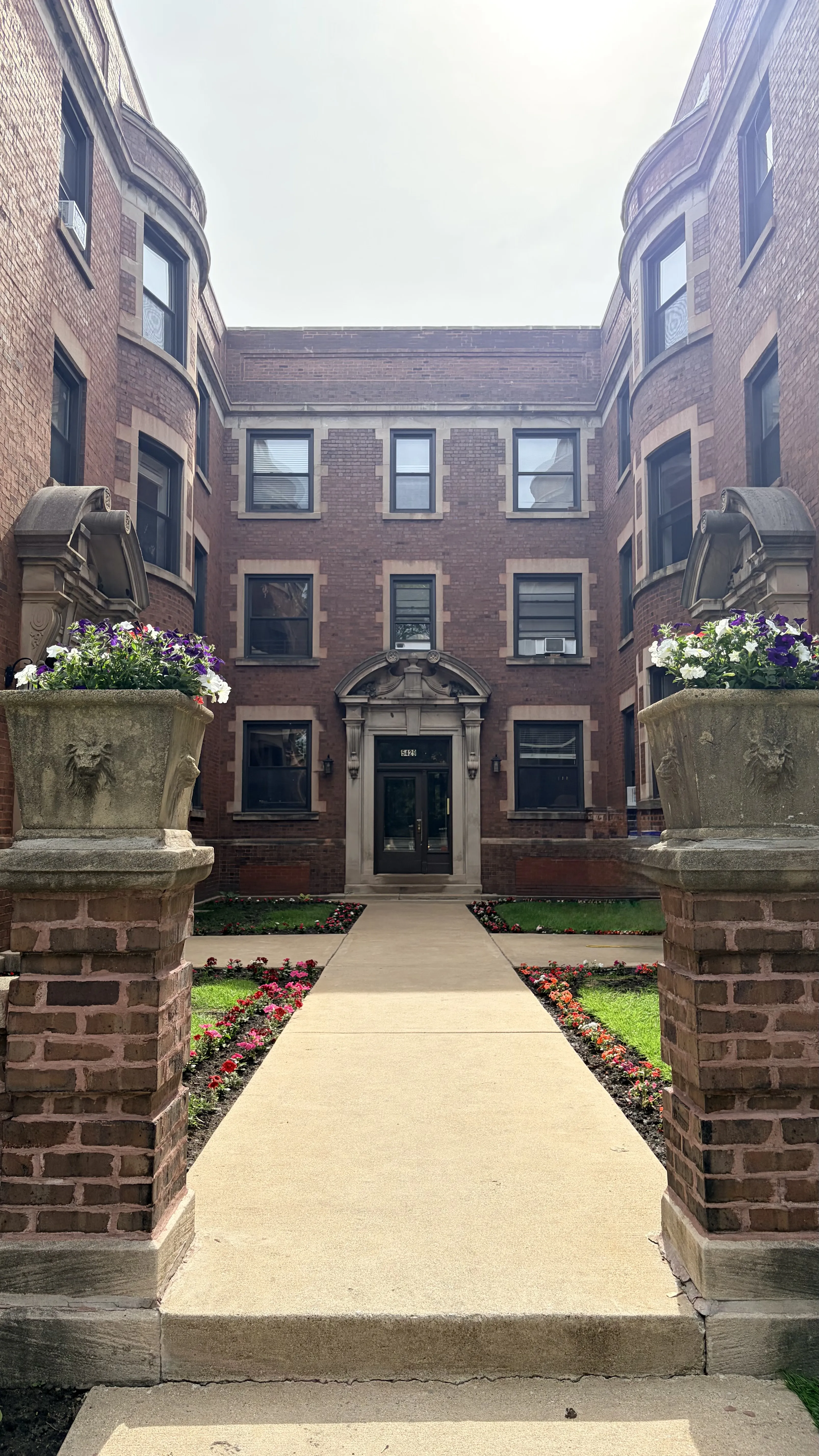 5431 S Harper Ave   60615 60615-Chicago-IL