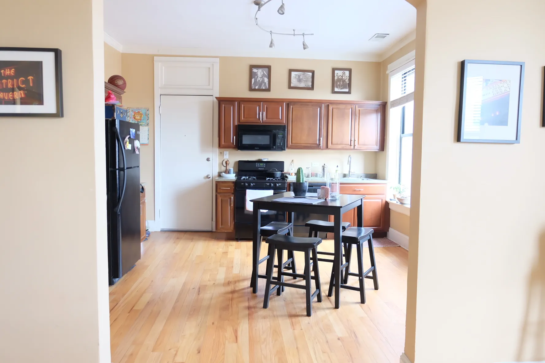 2008 N Seminary Ave   60614 60614-unit#3M-Chicago-IL