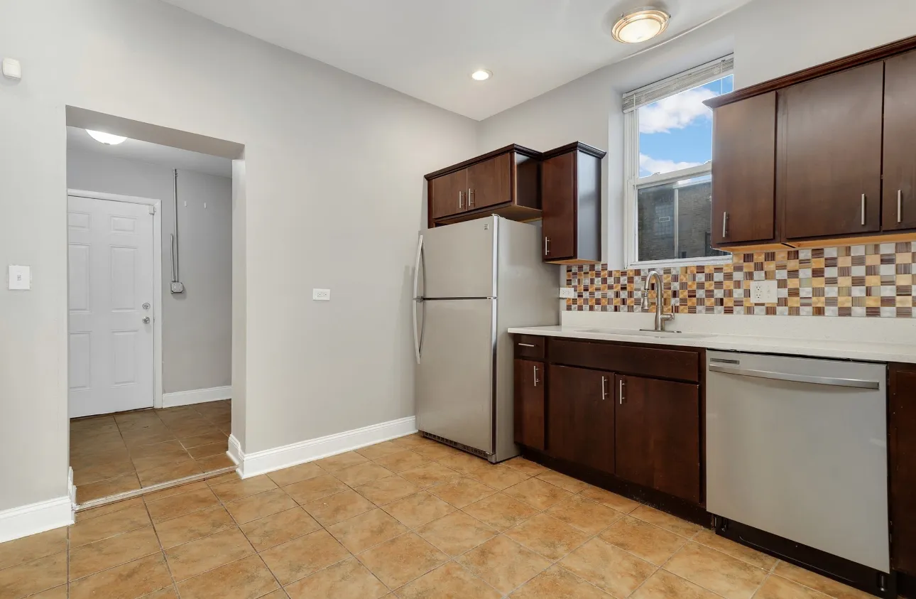 6549 S St Lawrence Ave   60637 60637-unit#2-Chicago-IL