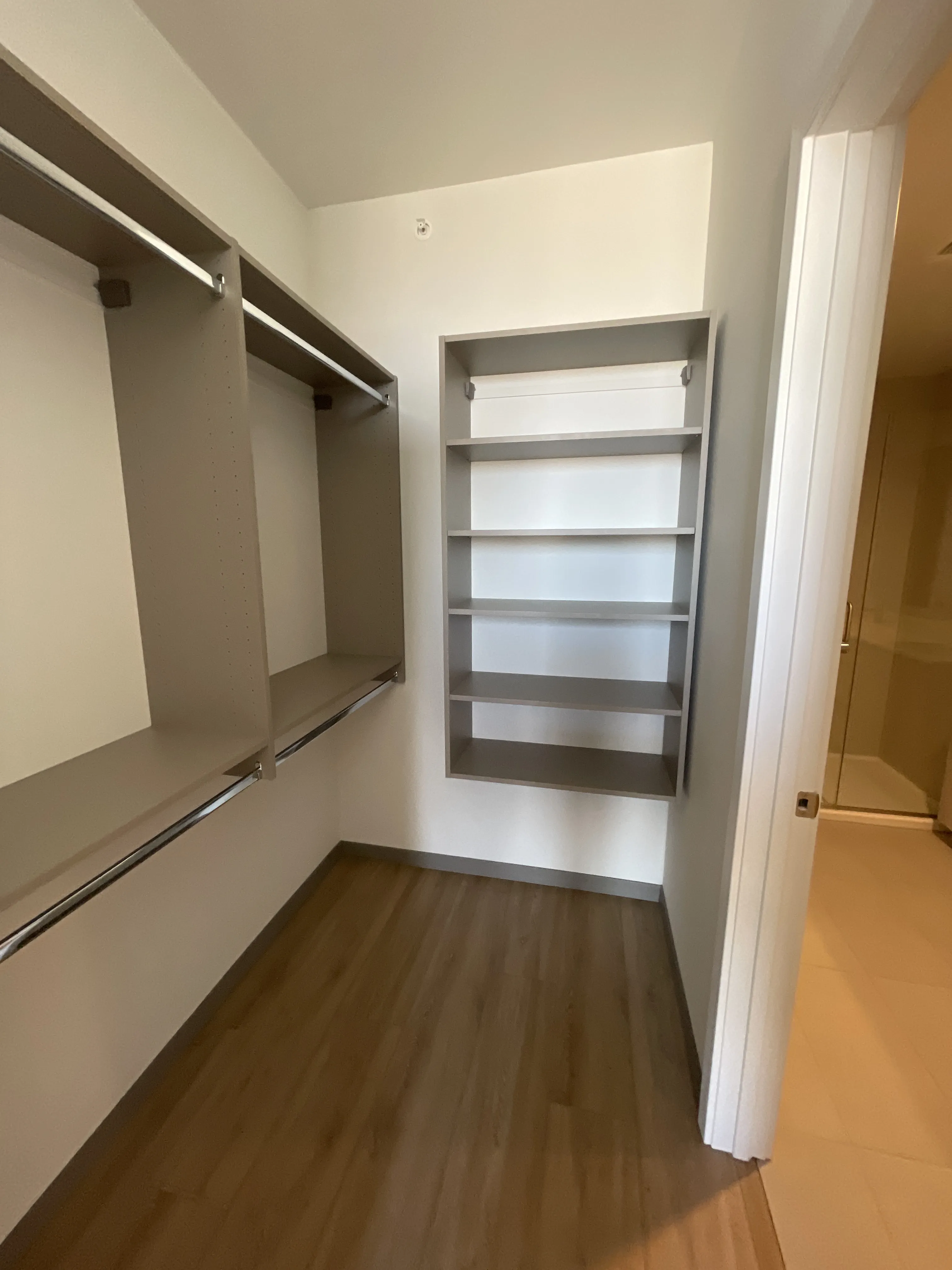 513 S Damen Ave 60612 60612-unit#1301-Chicago-IL