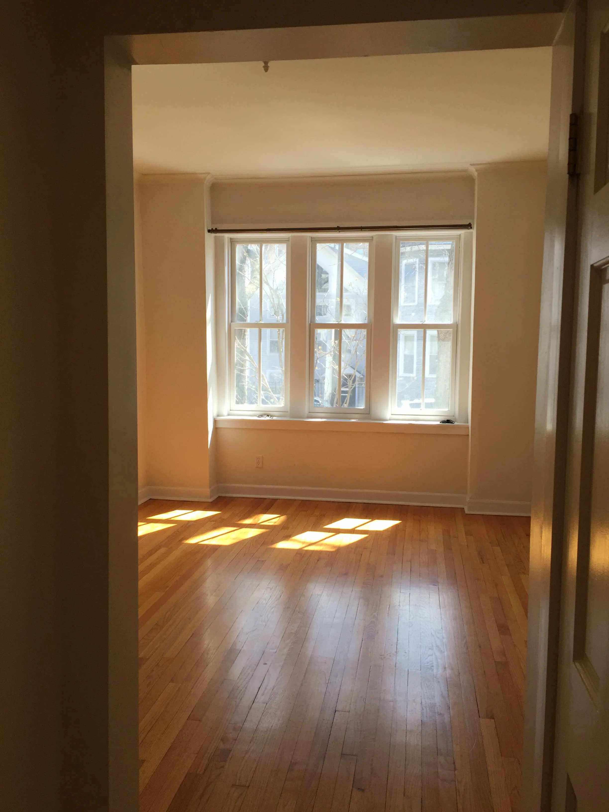1426 W Barry Ave   60657 60657-unit#1F-Chicago-IL