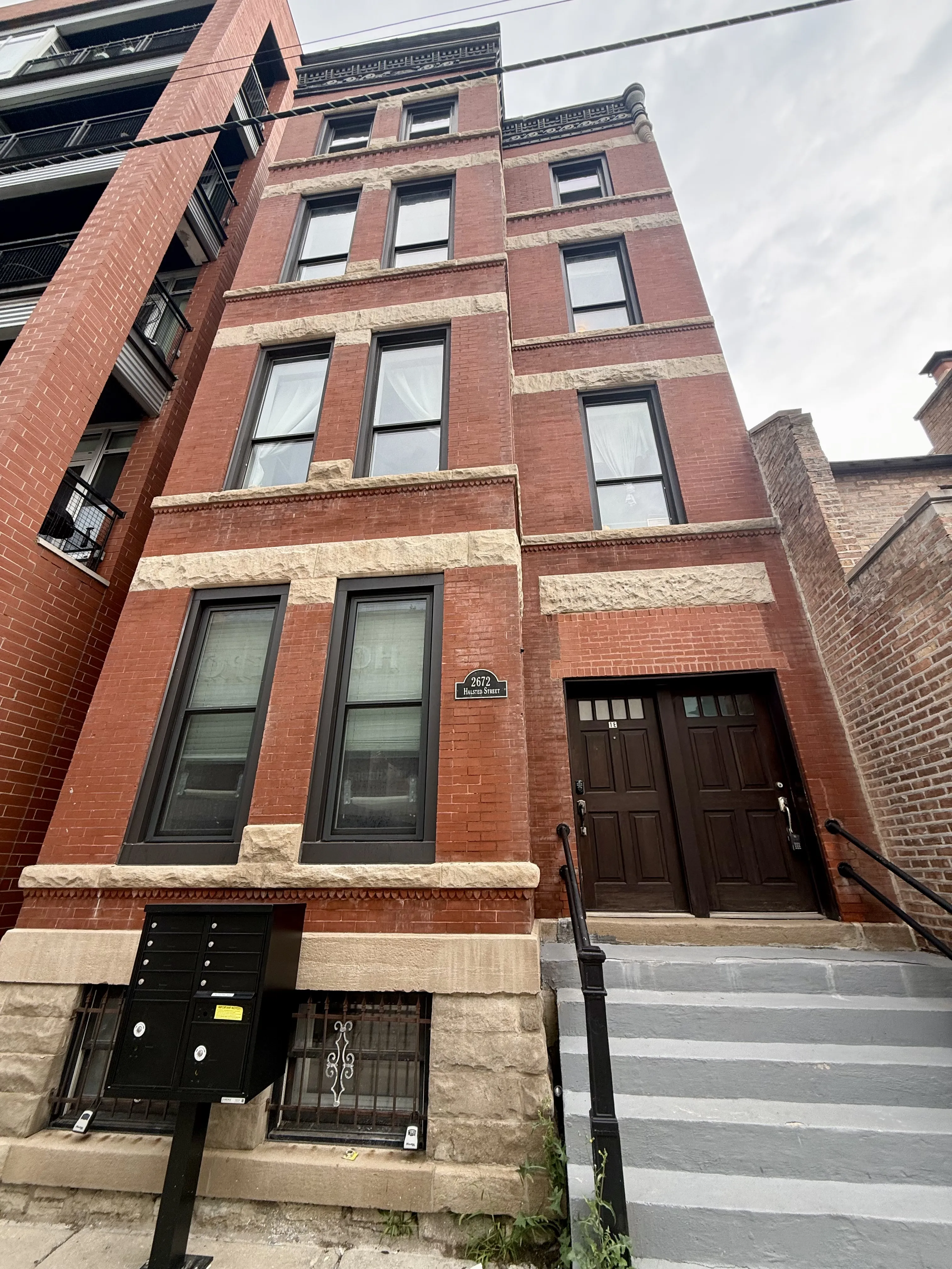 2672 N Halsted St 60614 60614-unit#1E-Chicago-IL