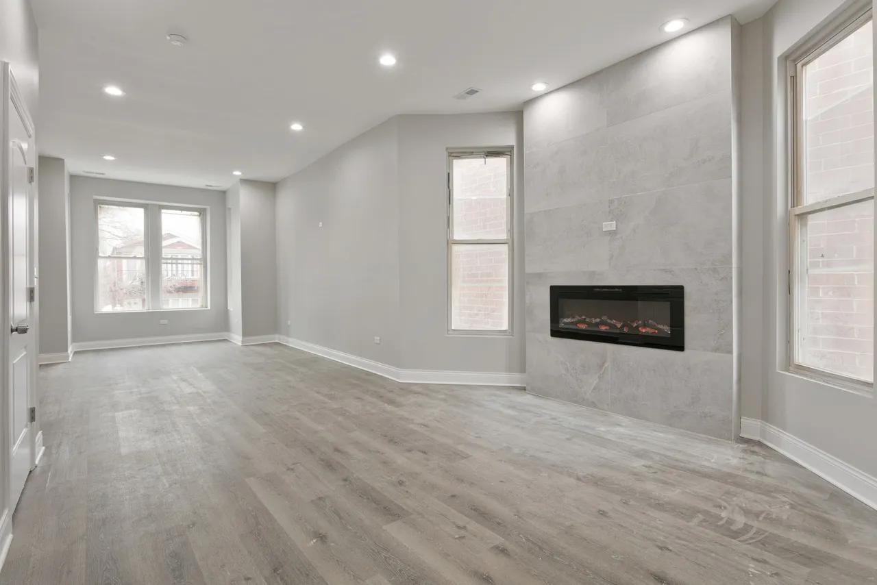 2714 W Polk St 60612 60612-unit#2-Chicago-IL