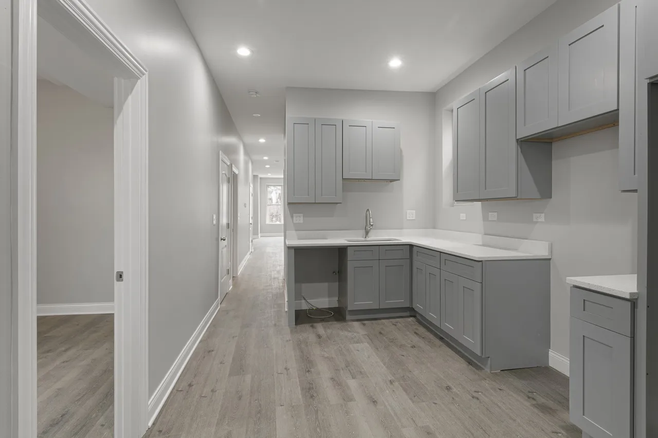 2714 W Polk St 60612 60612-unit#2-Chicago-IL