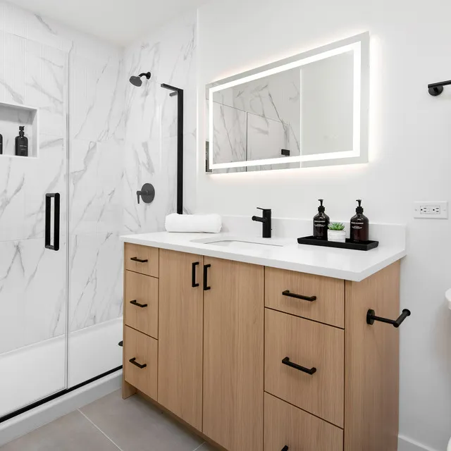 365 N Halsted St 60661 60661-Chicago-IL