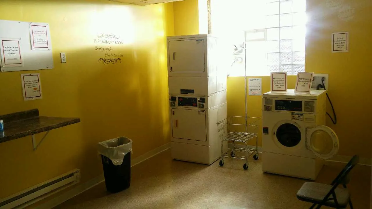 9021 S Justine St 60620 60620-unit#1st floor-Chicago-IL