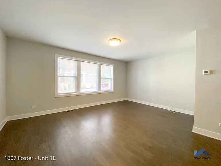 1607 W Foster Ave   60640 60640-unit#1E-Chicago-IL