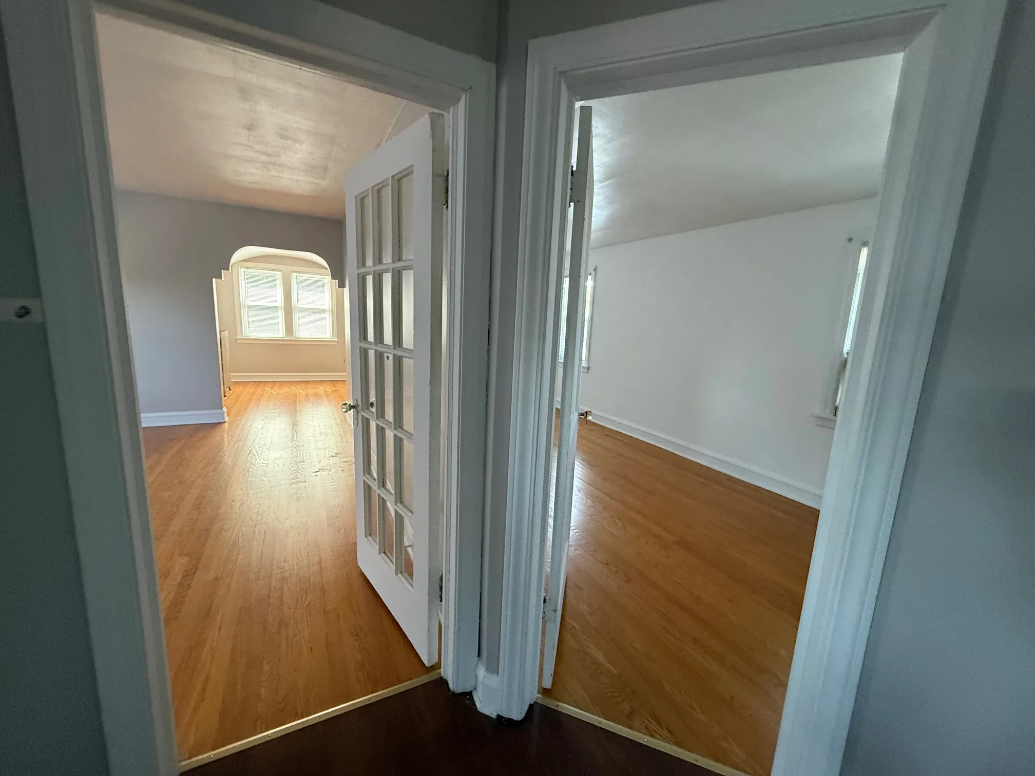 5445 N LOTUS AVE 60630-Upstairs-unit#A-Chicago-IL