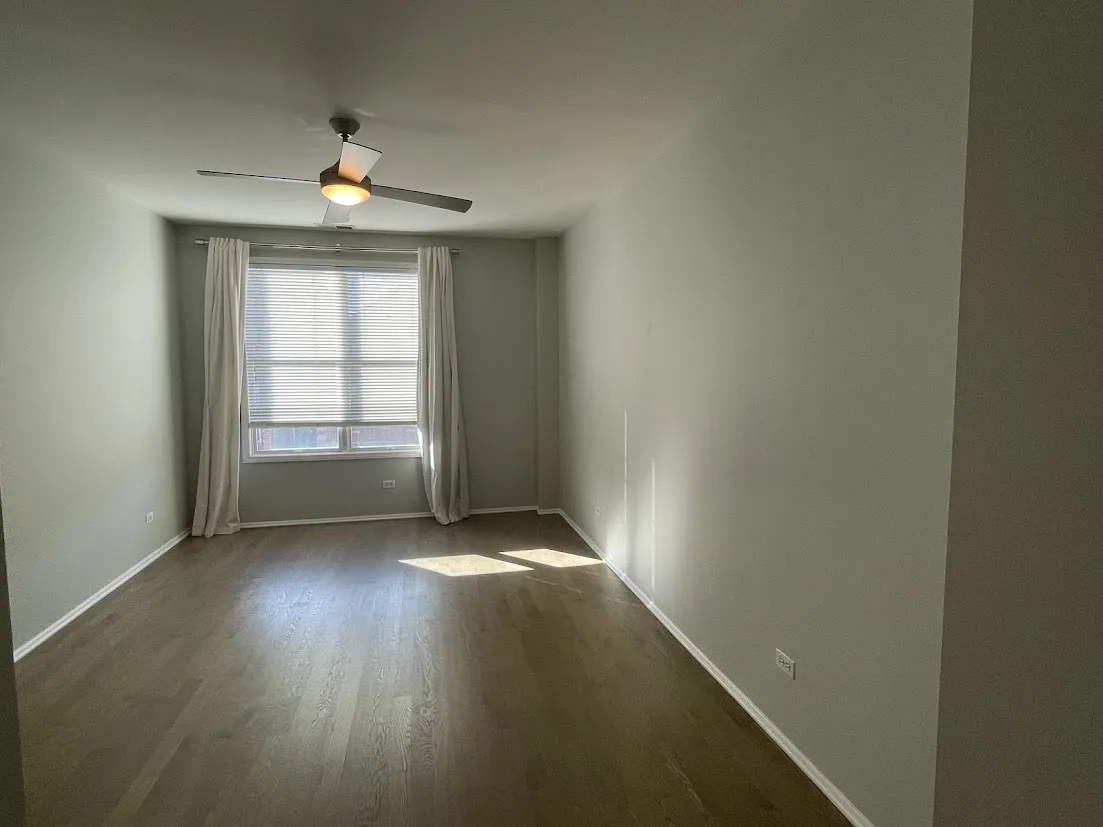 2040 W Belmont Ave 60618 60618-unit#404-Chicago-IL