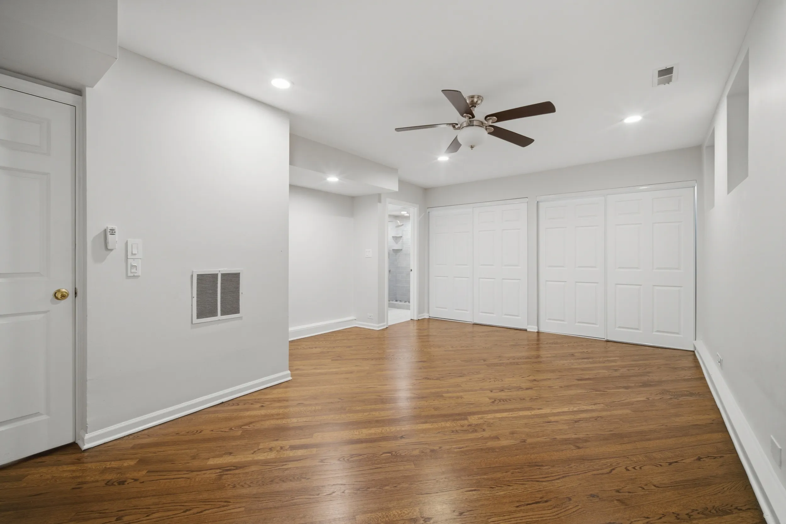 626 W Buckingham Pl   60657 60657-unit#1E-Chicago-IL