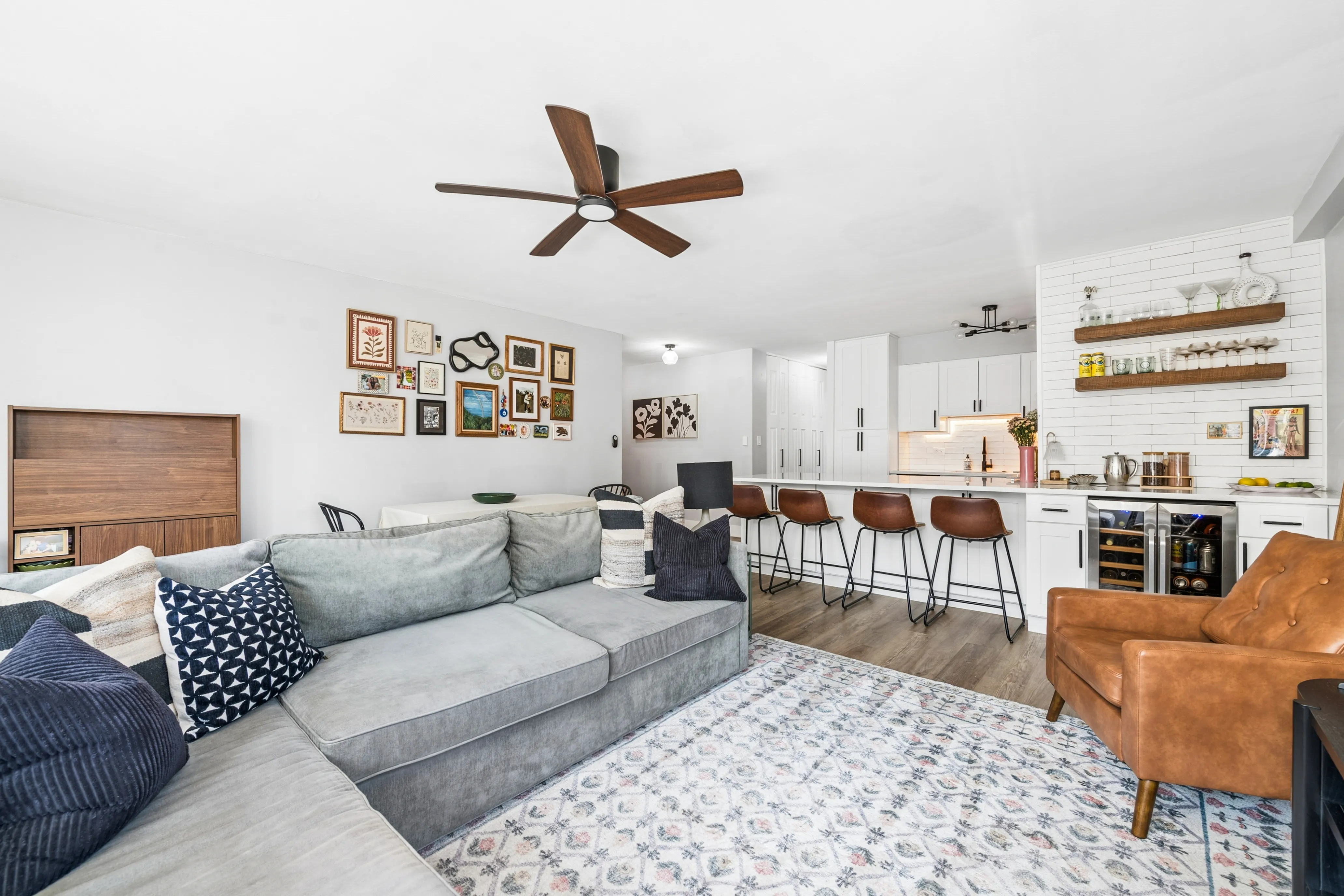 30 E Elm St   60611 60611-30 E Elm-unit#18 B-Chicago-IL