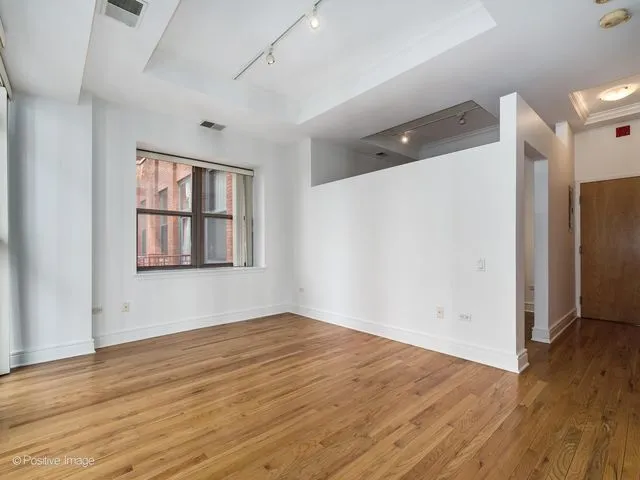 212 W Washington St 60606 60606-unit#1413-Chicago-IL