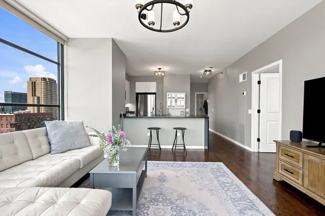 1600 S Prairie Ave   60616 60616-unit#1107-Chicago-IL