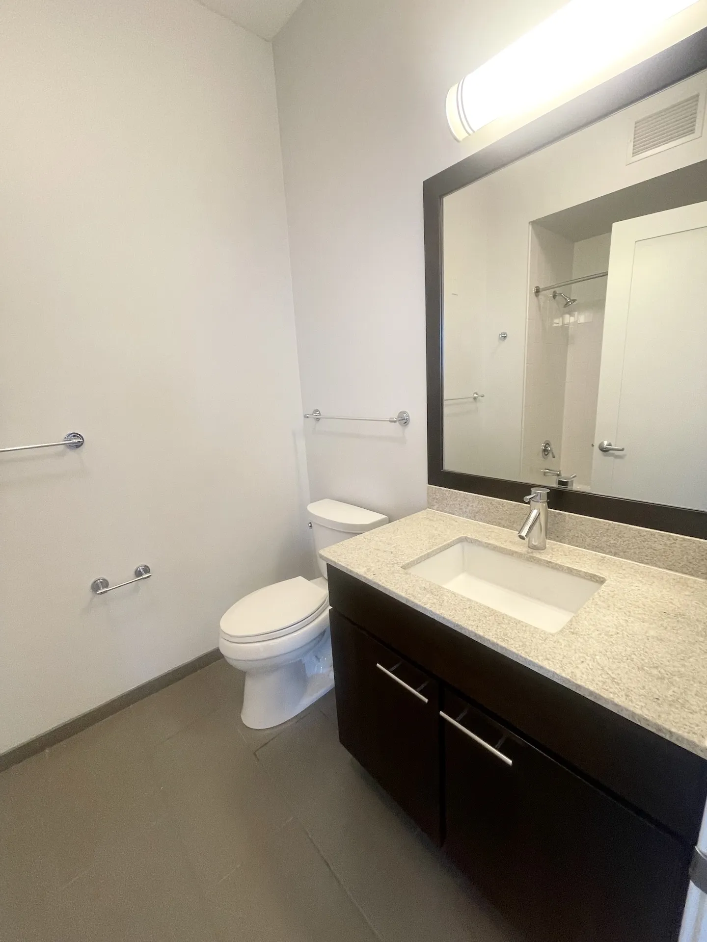 469 W Huron St   60654 60654-unit#2002-Chicago-IL