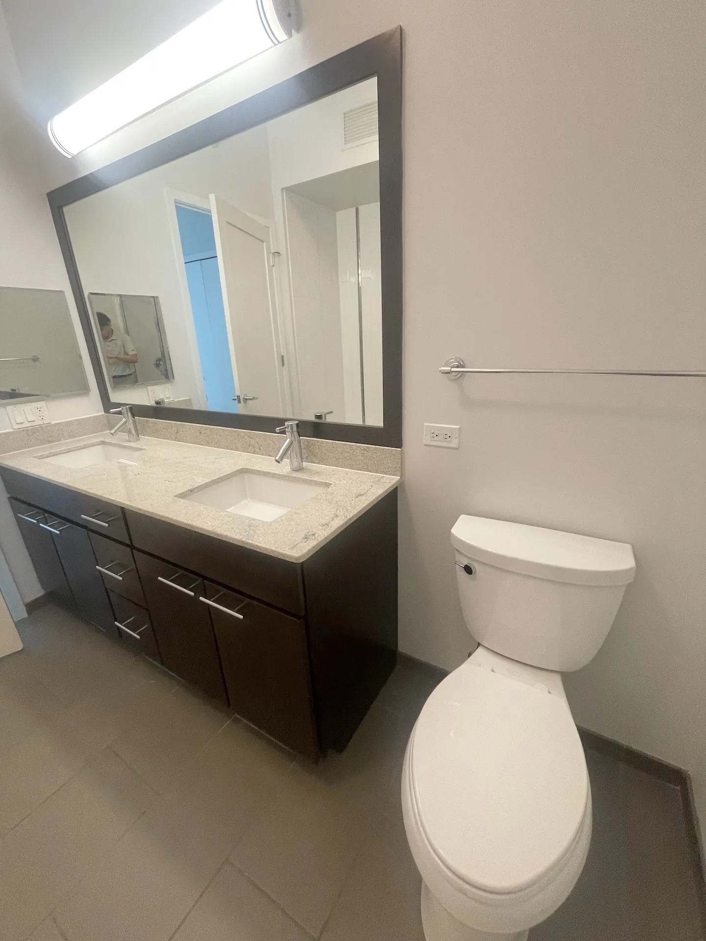 469 W Huron St   60654 60654-unit#2002-Chicago-IL