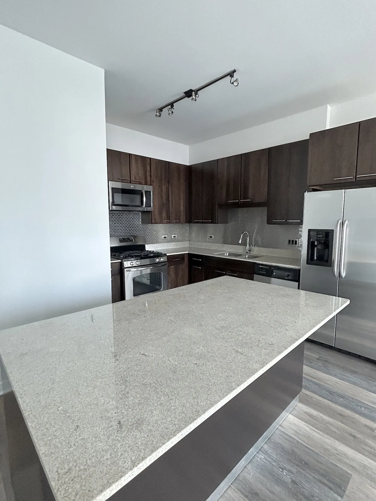 469 W Huron St   60654 60654-unit#603-Chicago-IL