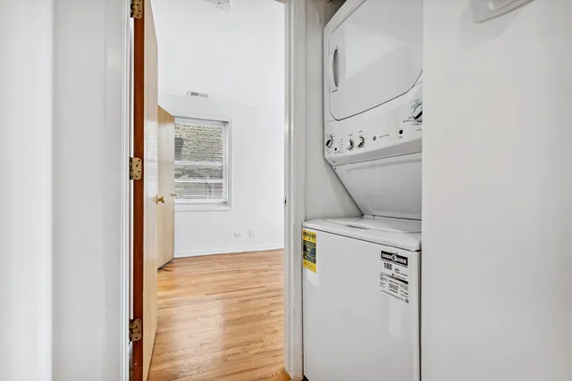 1948 W Byron St   60613 60613-unit#2B-Chicago-IL