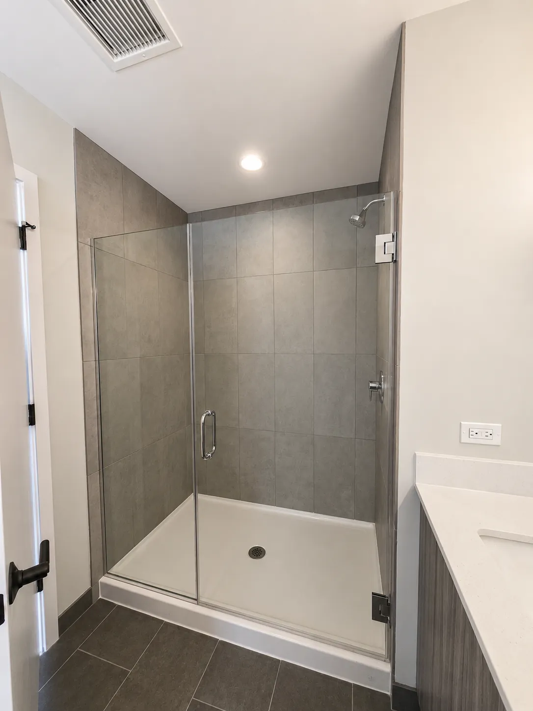 4611 N Broadway   60640 60640-unit#812-Chicago-IL