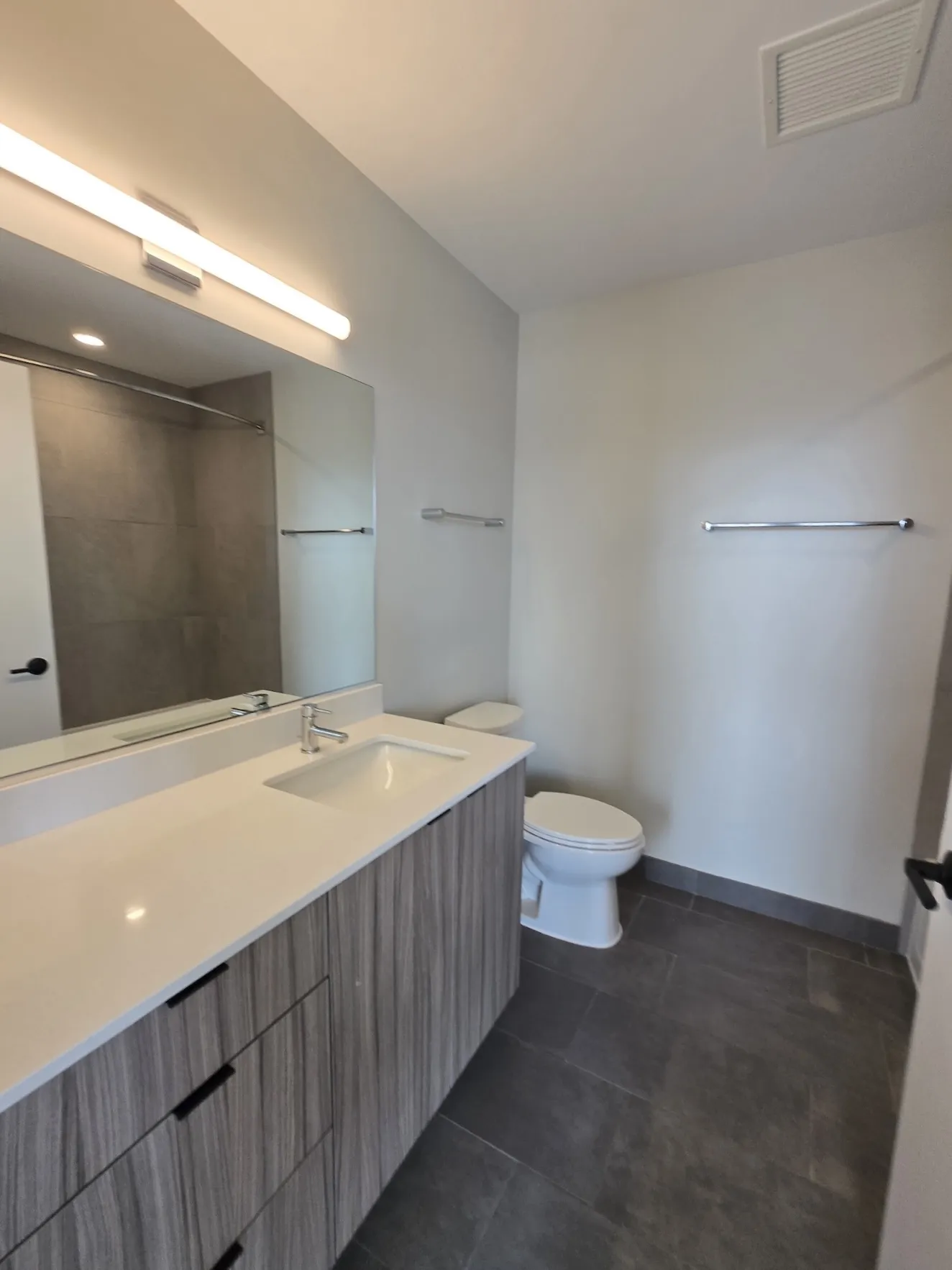 4611 N Broadway   60640 60640-unit#812-Chicago-IL