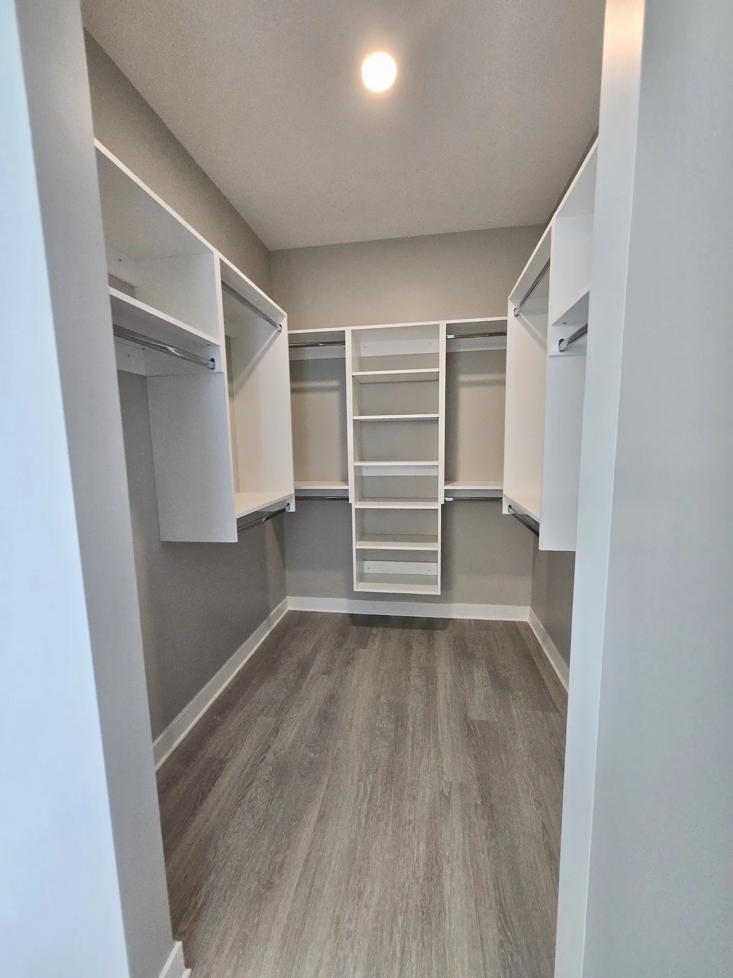 4611 N Broadway   60640 60640-unit#812-Chicago-IL