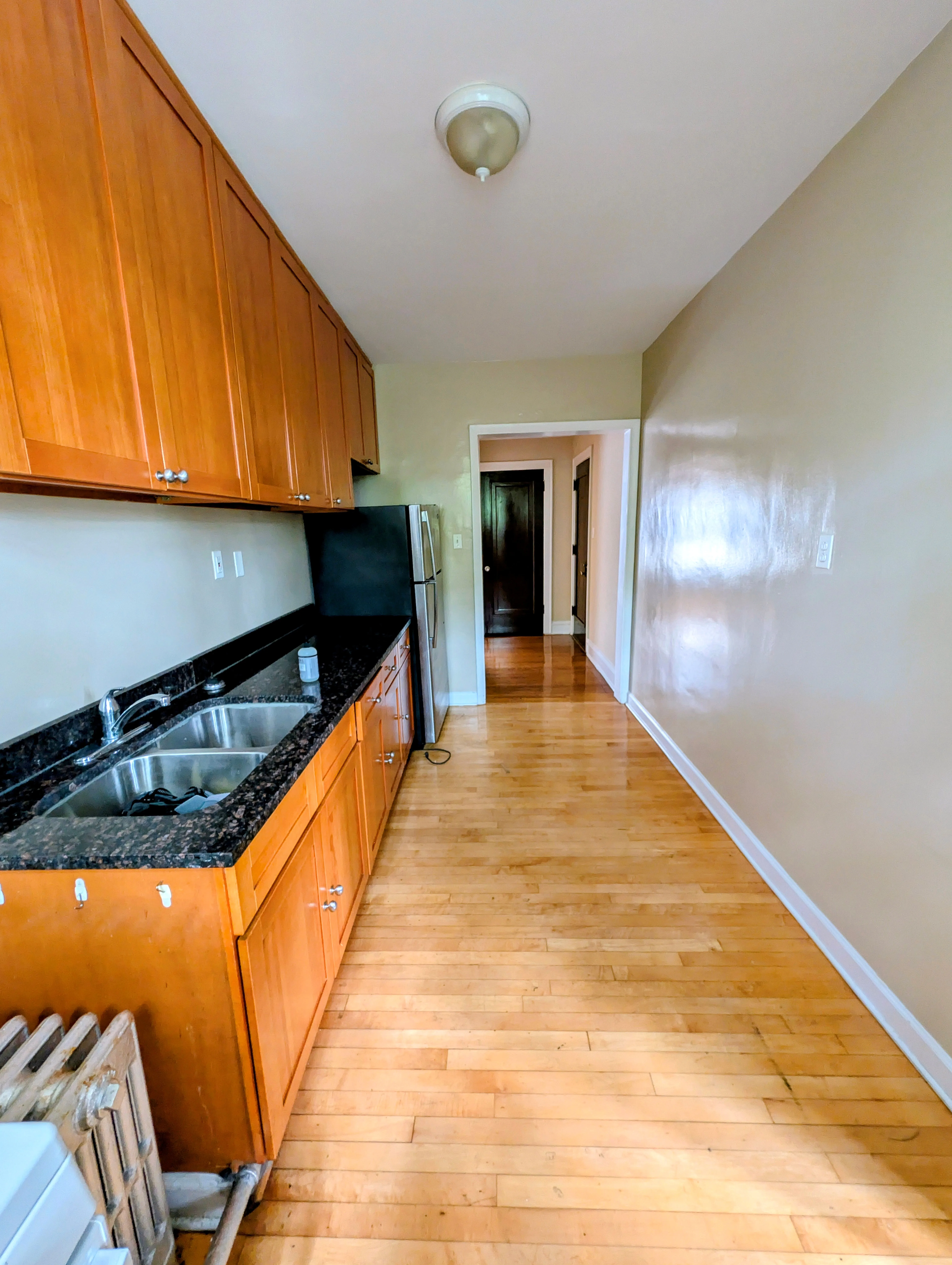 6703 N Greenview Ave   60626 60626-Chicago-IL