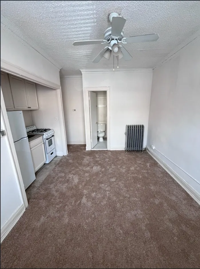 640 W Briar Pl 60657 60657-unit#104-Chicago-IL