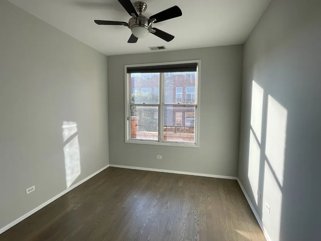 2040 W Belmont Ave 60618 60618-unit#404-Chicago-IL