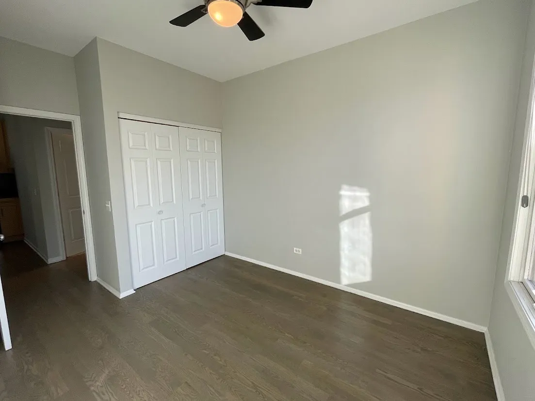 2040 W Belmont Ave 60618 60618-unit#404-Chicago-IL