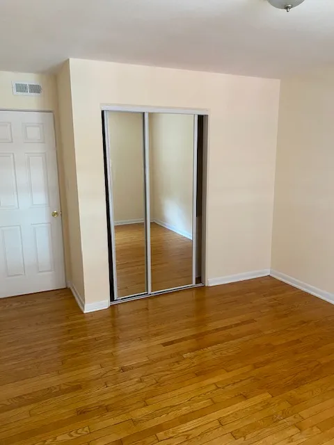 6970 N RIDGE BLVD 60645-unit#303-Chicago-IL