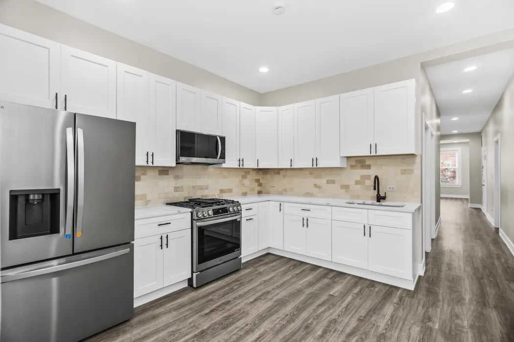 2355 N Milwaukee Ave 60647 60647-unit#2F-Chicago-IL