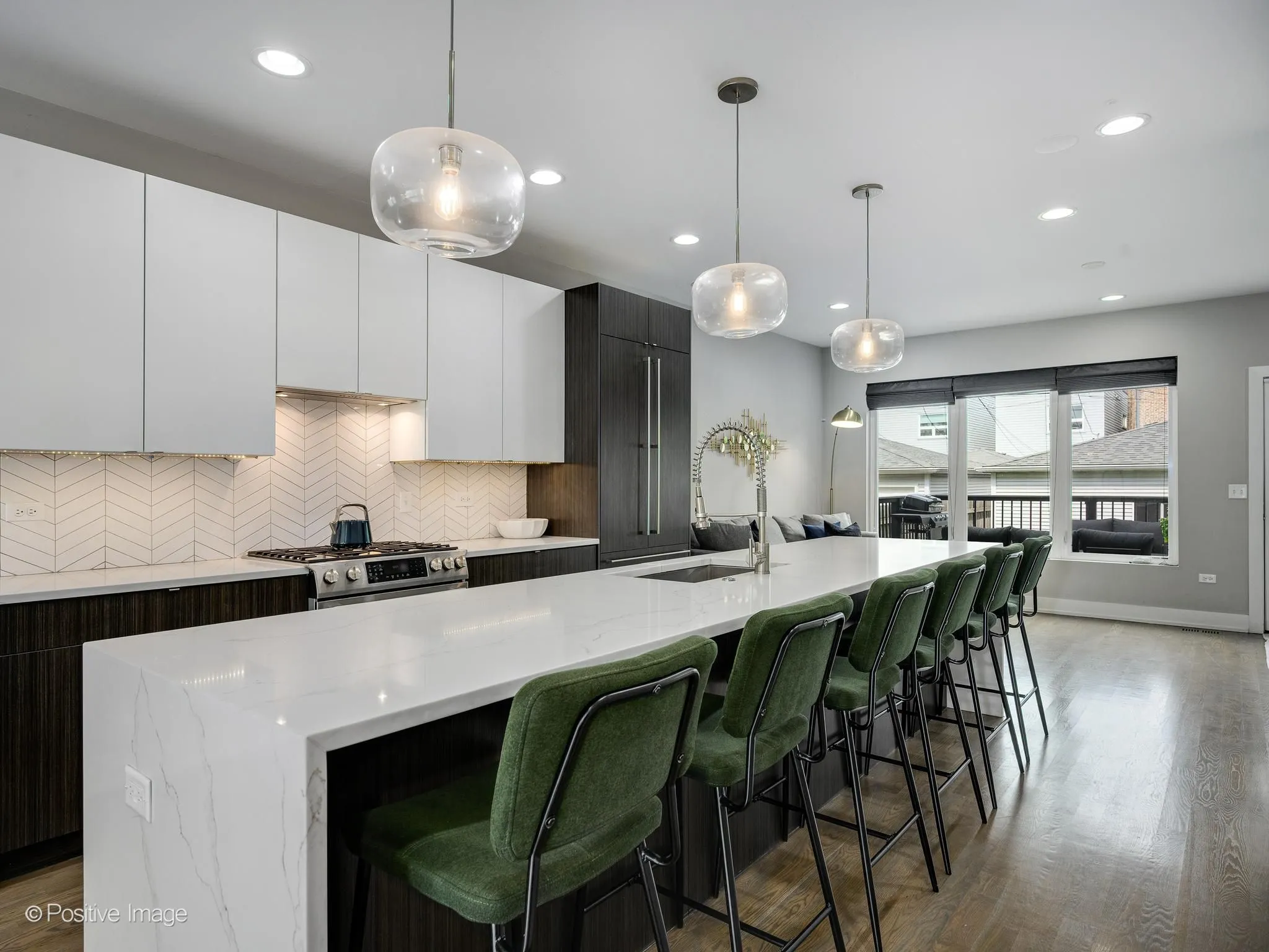 2544 W Warren Blvd 60612 60612-Chicago-IL