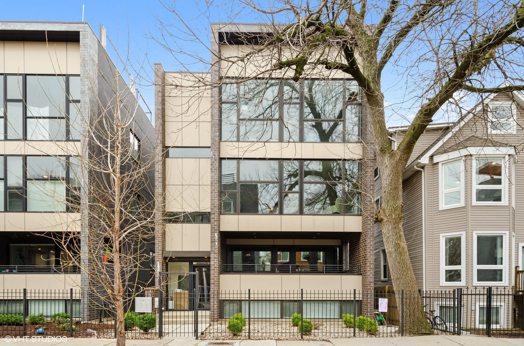2903 W Lyndale St 60647 60647-unit#2-Chicago-IL