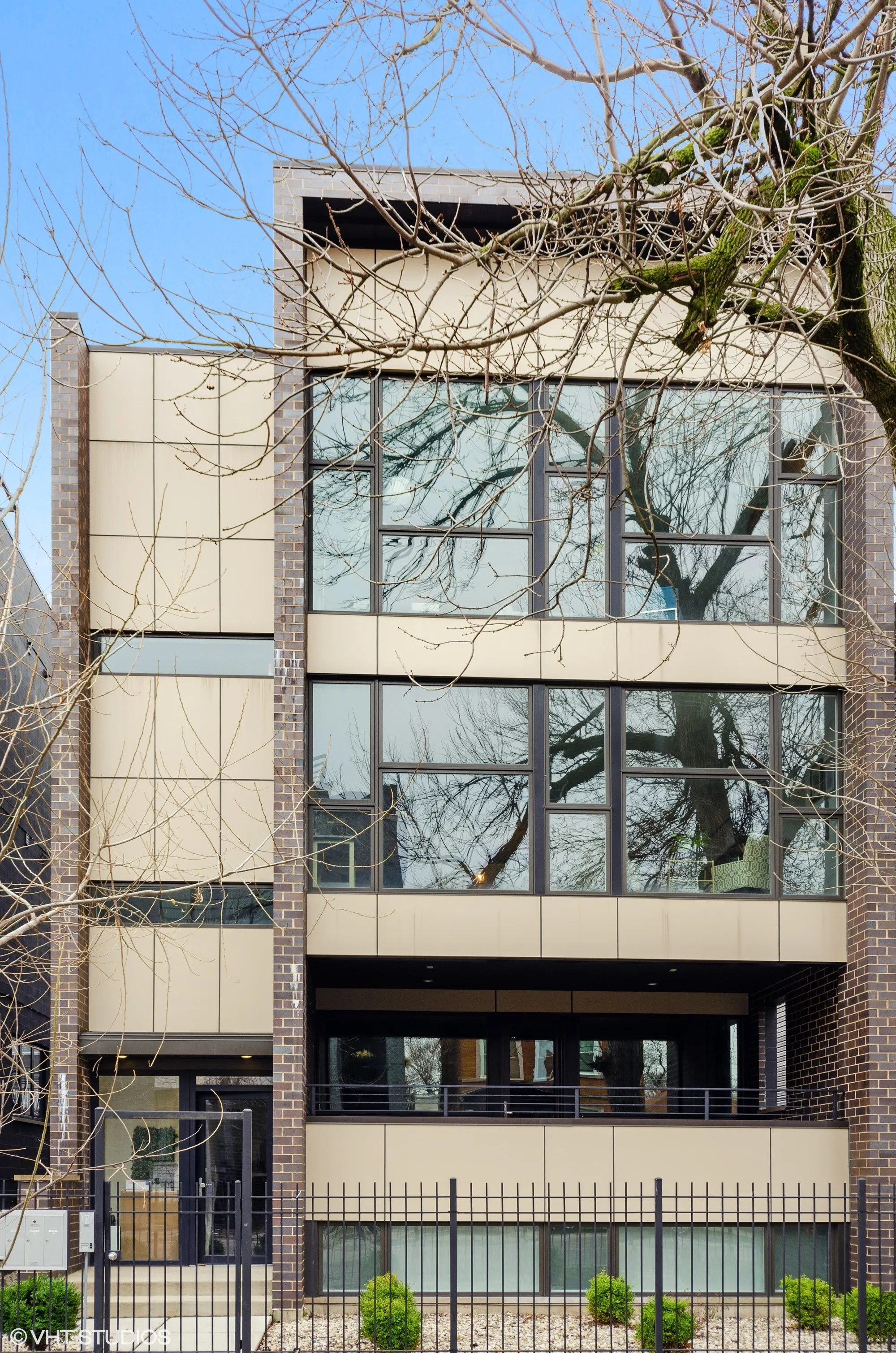 2903 W Lyndale St   60647 60647-unit#2-Chicago-IL