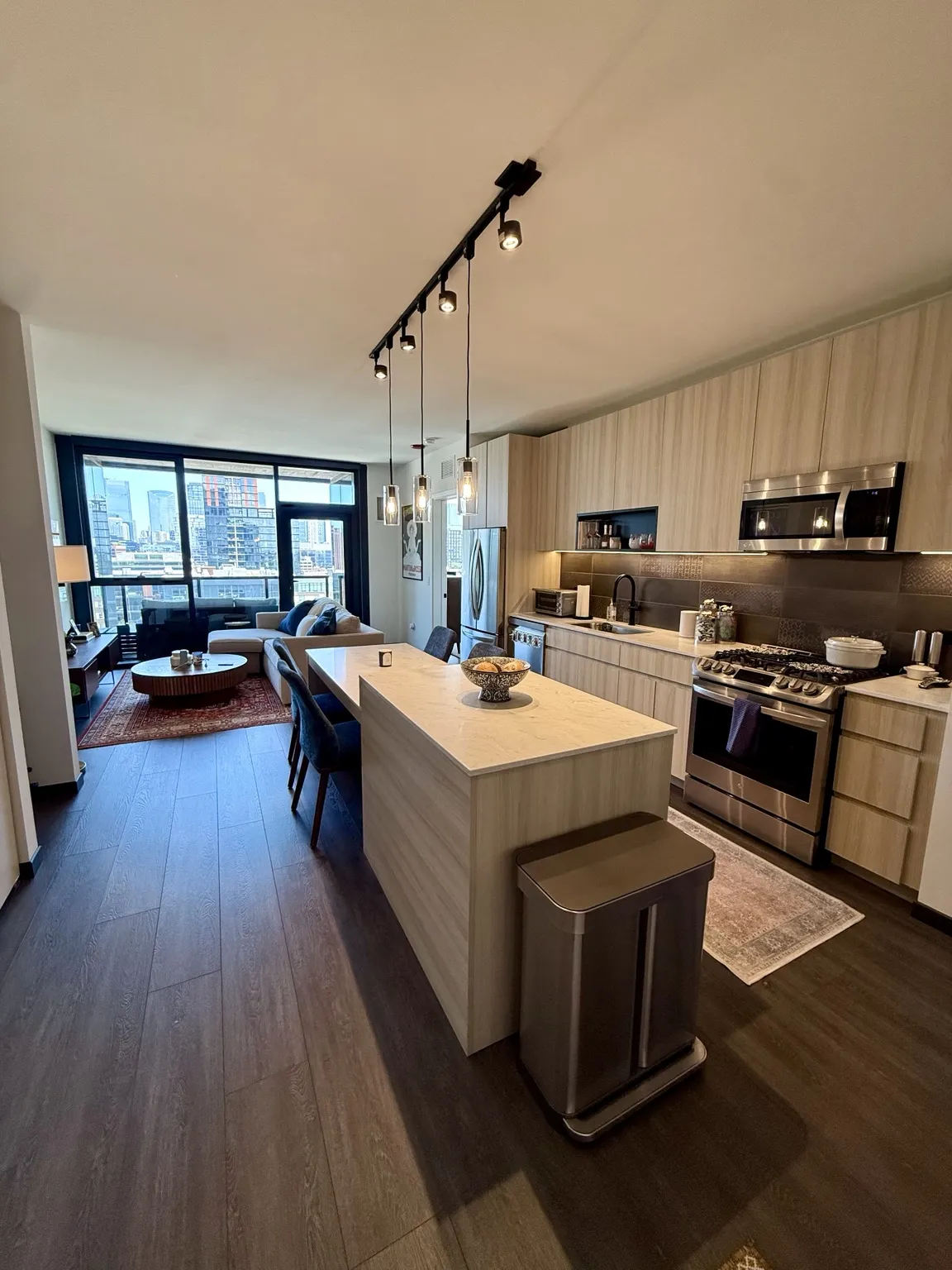 1400 W Randolph St 60607 60607-Parq Fulton-Chicago-IL