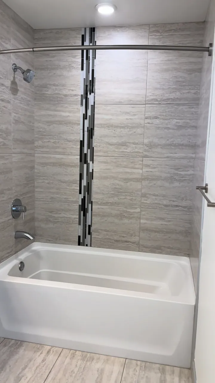 905 N Orleans St 60610 60610-Niche 905-unit#815-Chicago-IL