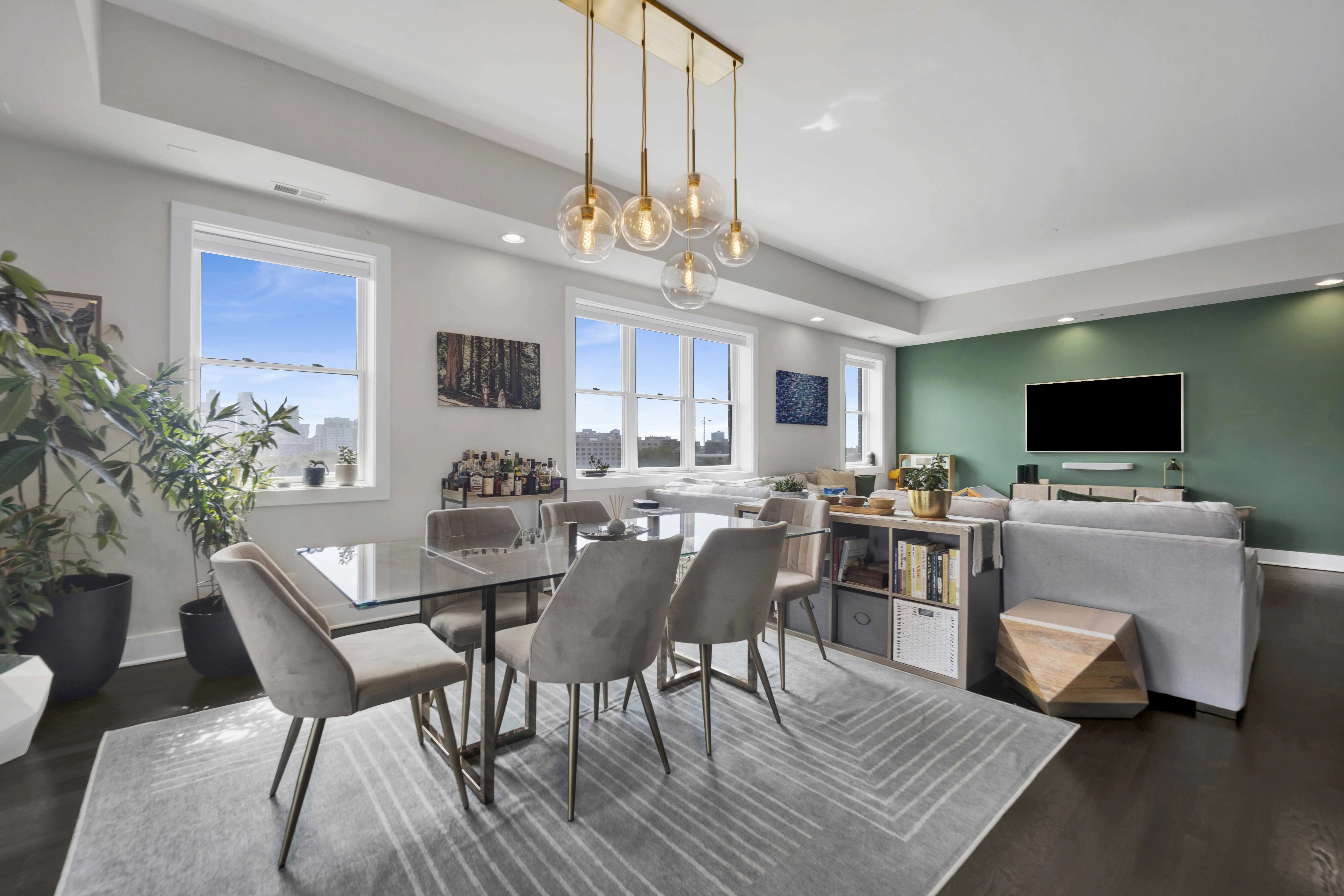 340 W Evergreen Ave   60610 60610-340 W Evergreen-unit#6E-Chicago-IL