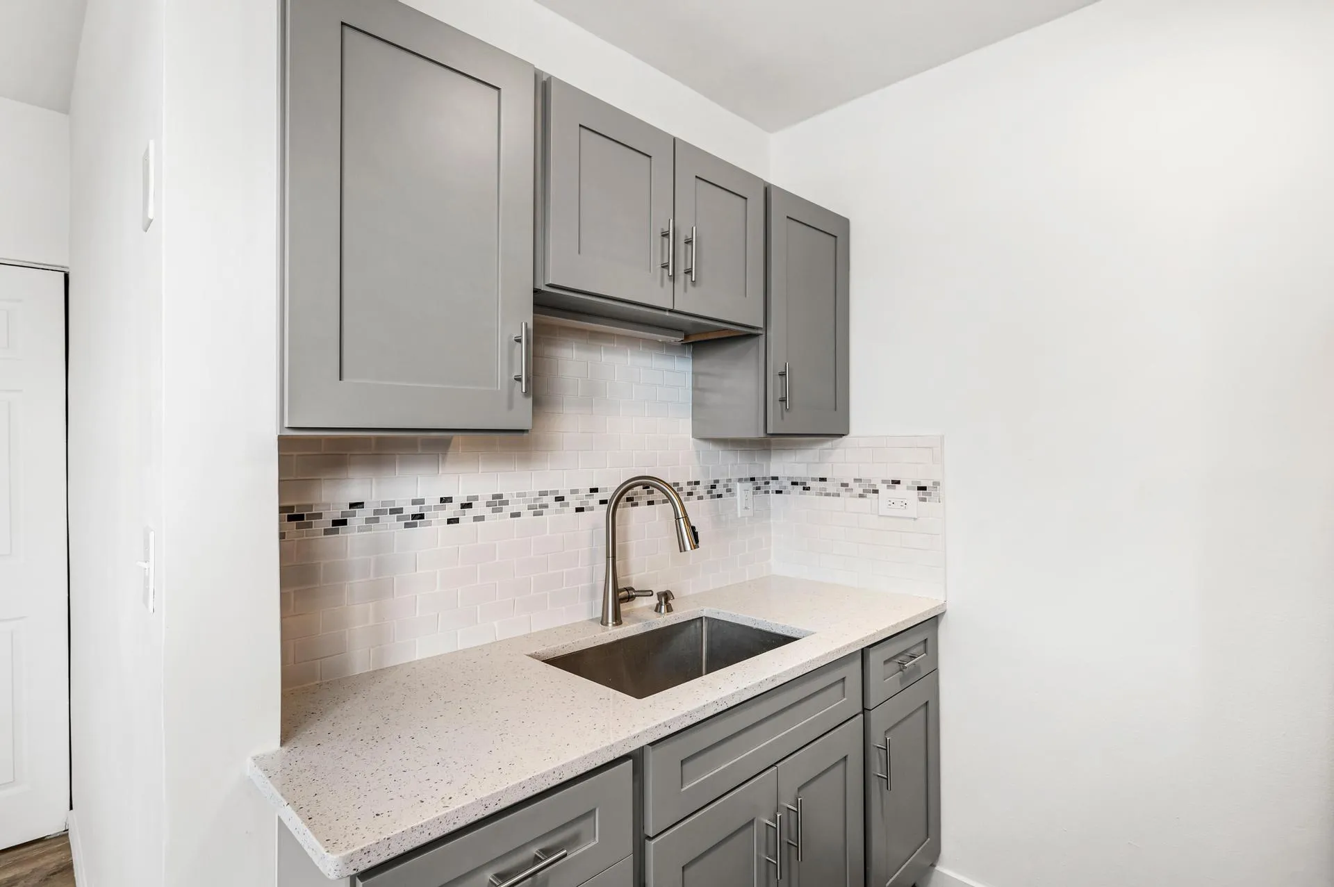 5726 N Winthrop Ave 60660 60660-unit#508-Chicago-IL